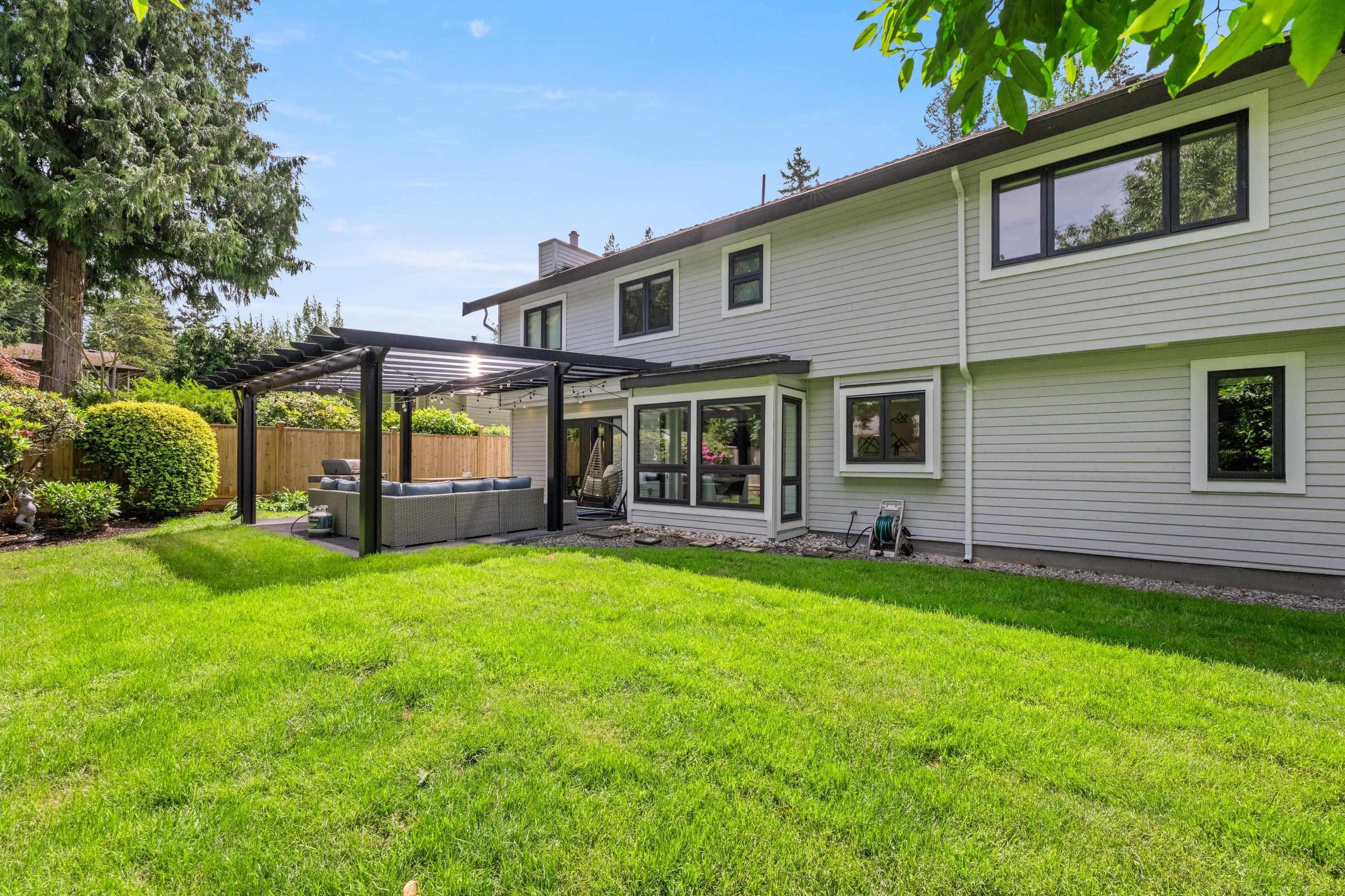









12685


20th

Avenue,
Surrey,




BC
V4A 6J3

