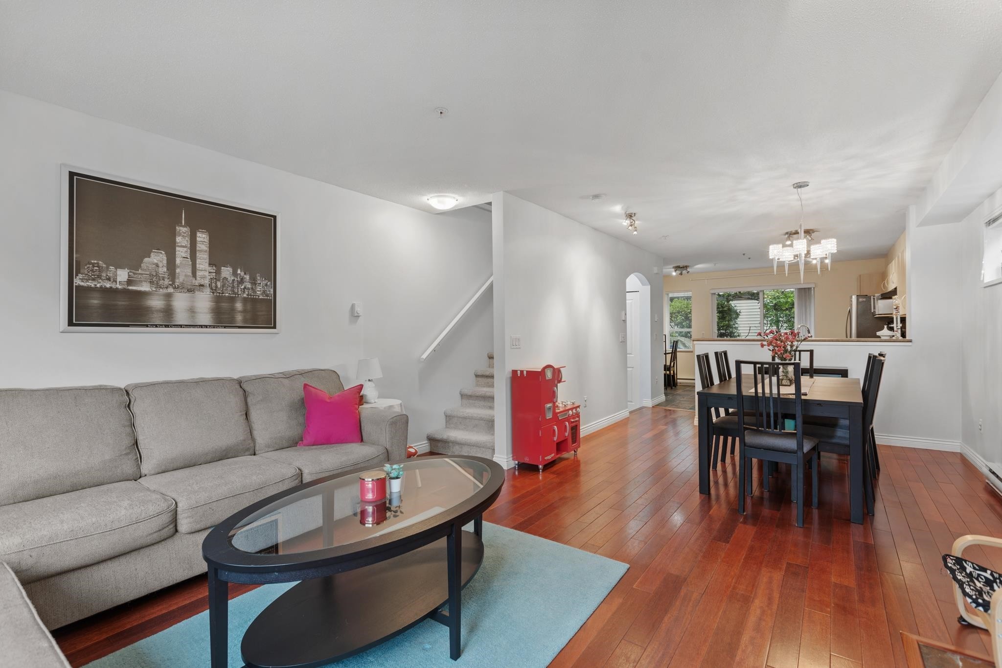 









6747


203

Street, 86,
Langley,




BC
V2Y 3B5

