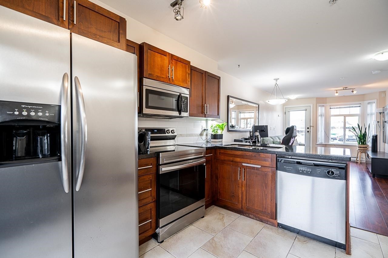 









20170


Fraser

Highway, 271,
Langley,




BC
V3A 0B5

