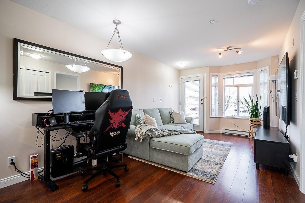 









20170


Fraser

Highway, 271,
Langley,




BC
V3A 0B5

