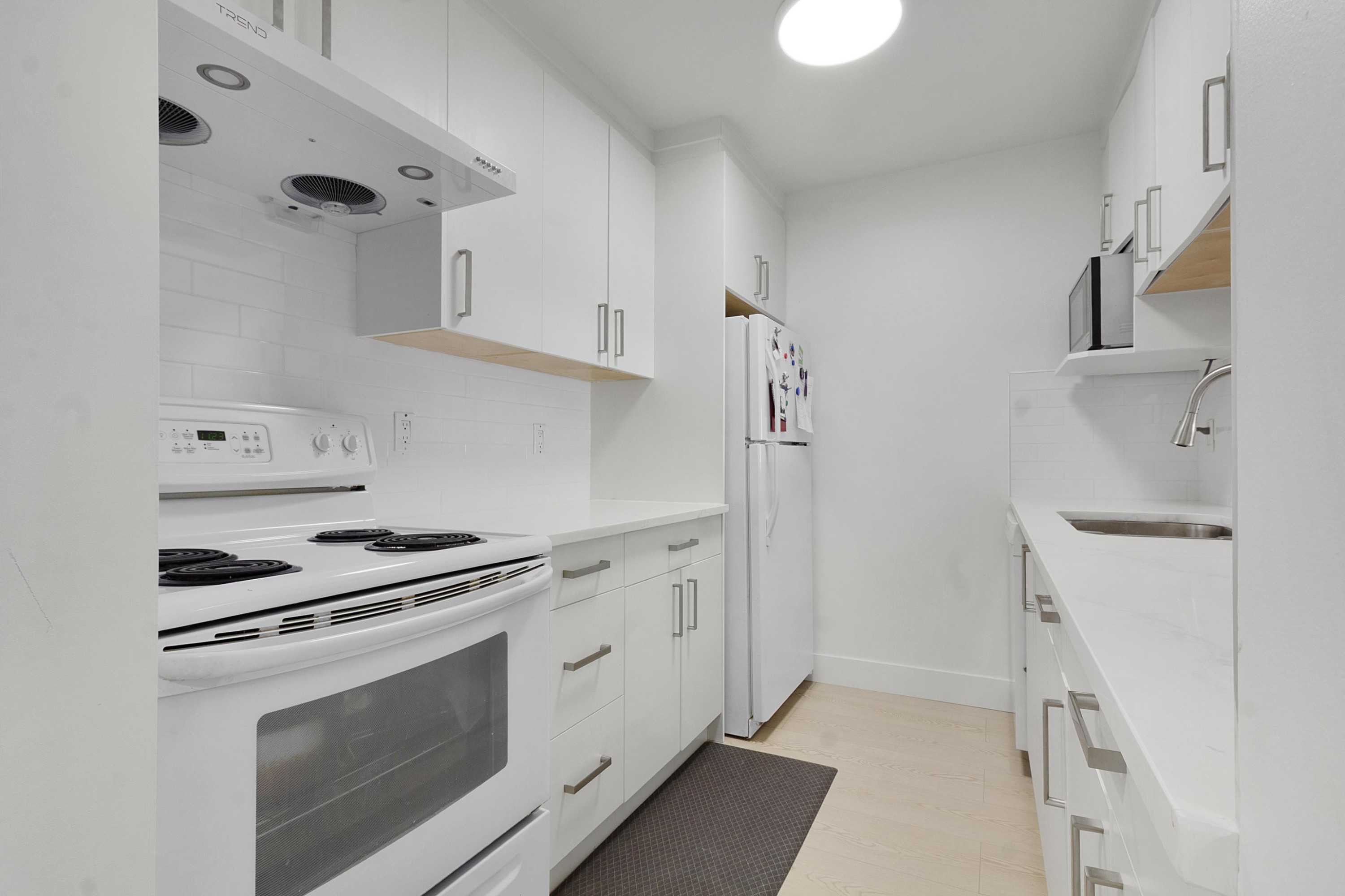 









13955


72

Avenue, 303,
Surrey,




BC
V3W 2P6

