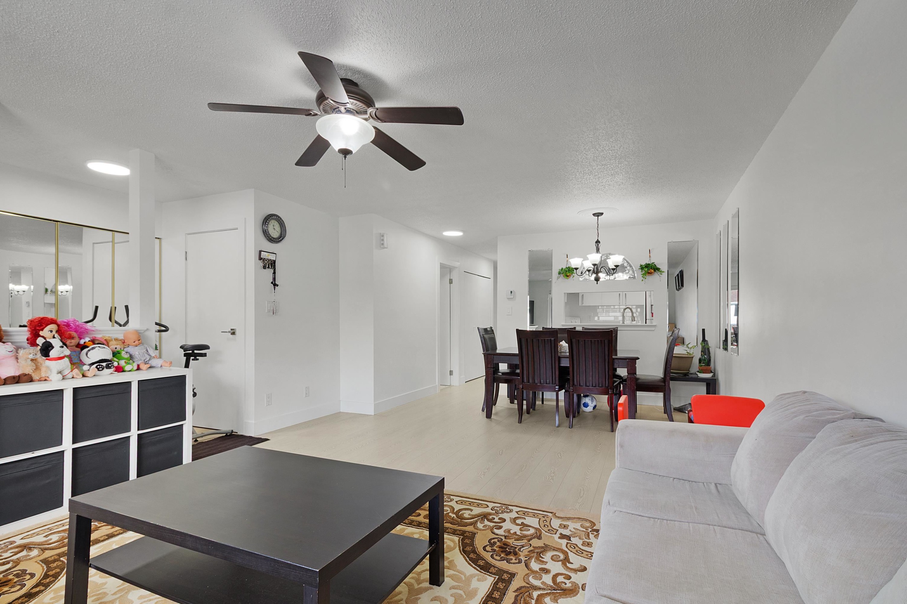 









13955


72

Avenue, 303,
Surrey,




BC
V3W 2P6

