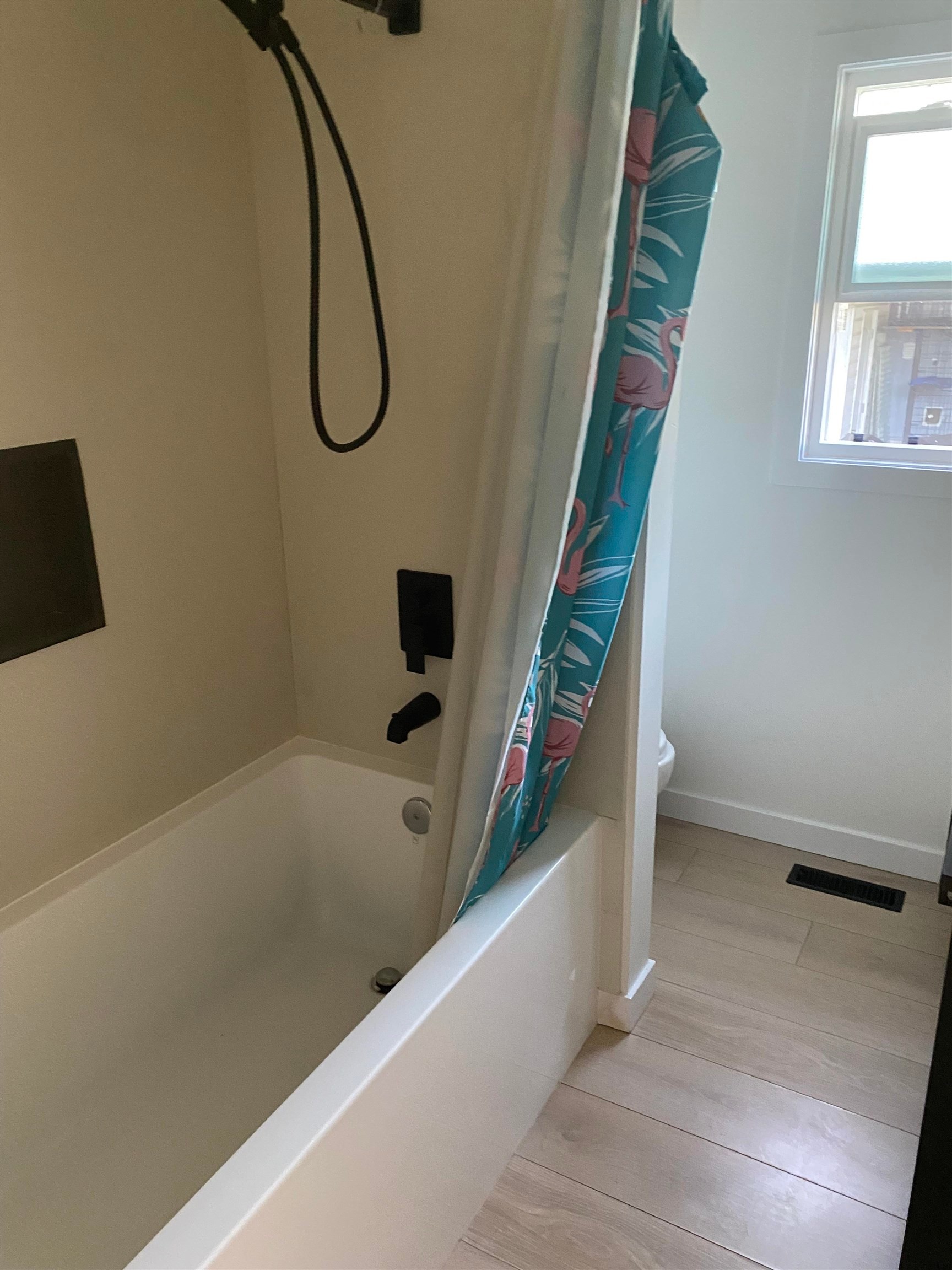 









1840


160

Street, 235,
Surrey,




BC
V4A 4X4

