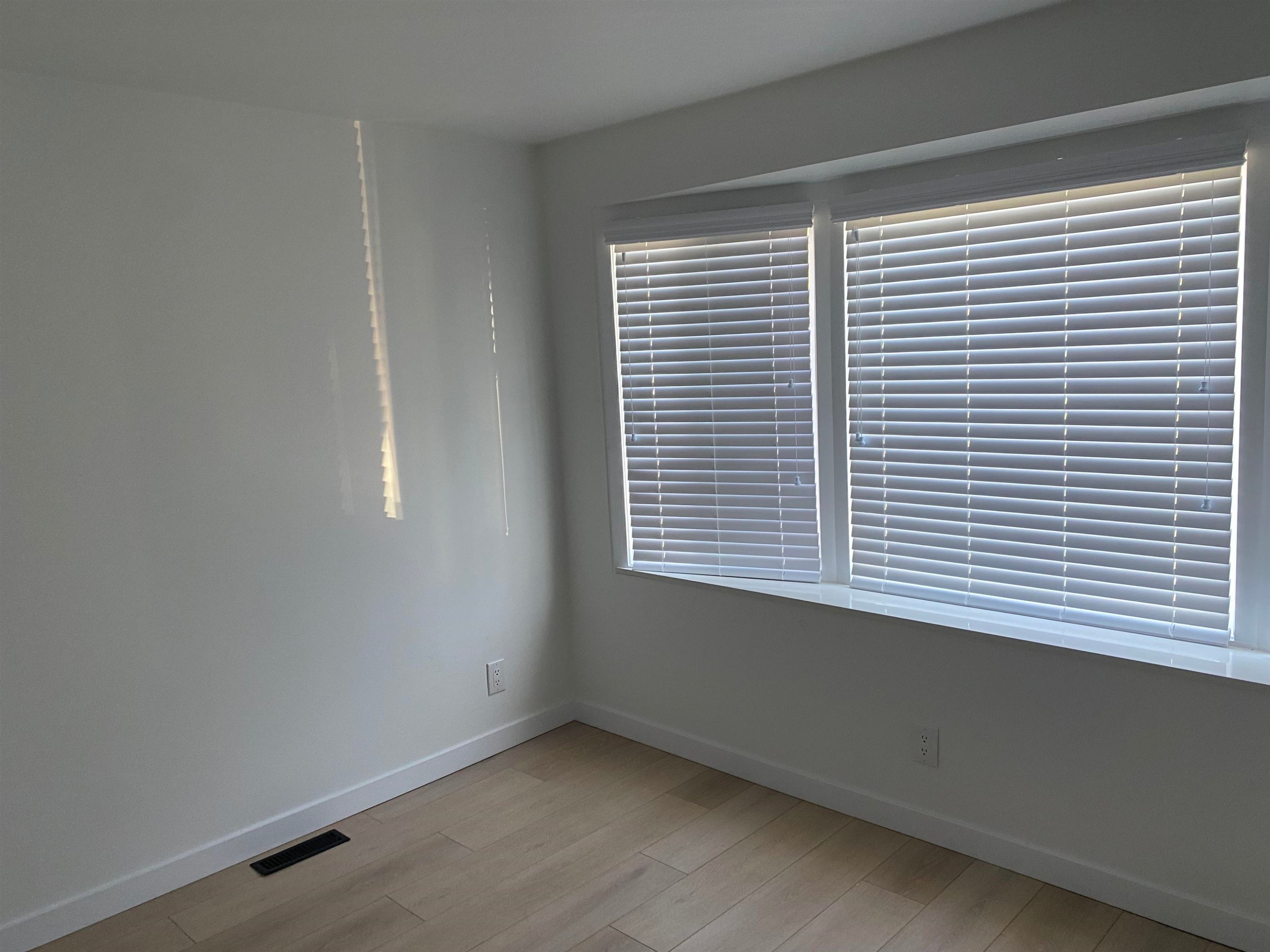 









1840


160

Street, 235,
Surrey,




BC
V4A 4X4

