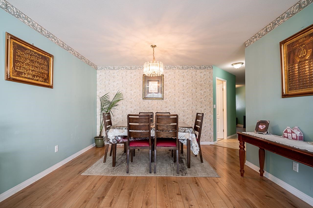 









12165


75

Avenue, 23,
Surrey,




BC
V3W 0W7

