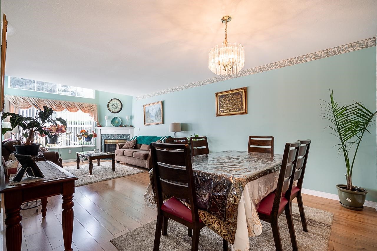 









12165


75

Avenue, 23,
Surrey,




BC
V3W 0W7

