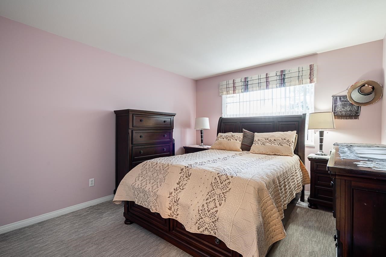 









12165


75

Avenue, 23,
Surrey,




BC
V3W 0W7

