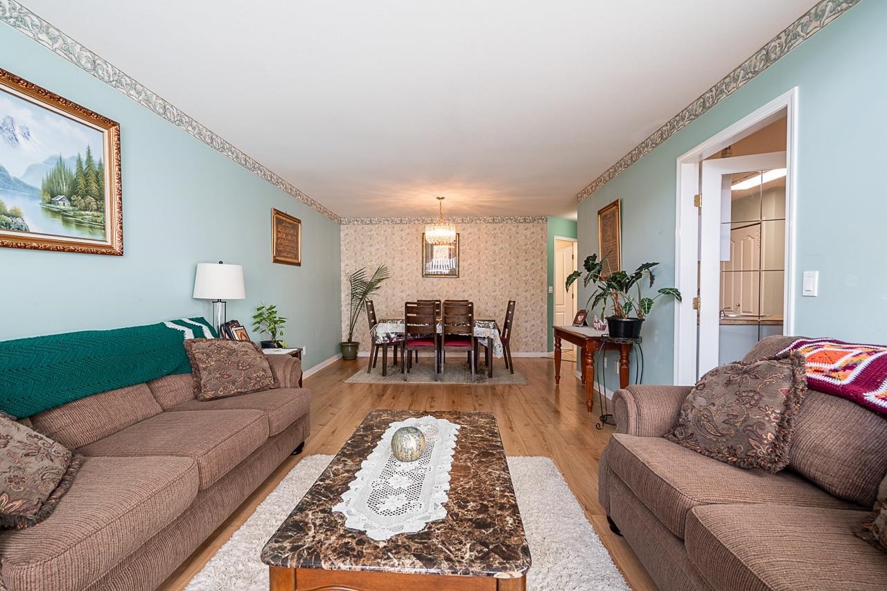 









12165


75

Avenue, 23,
Surrey,




BC
V3W 0W7

