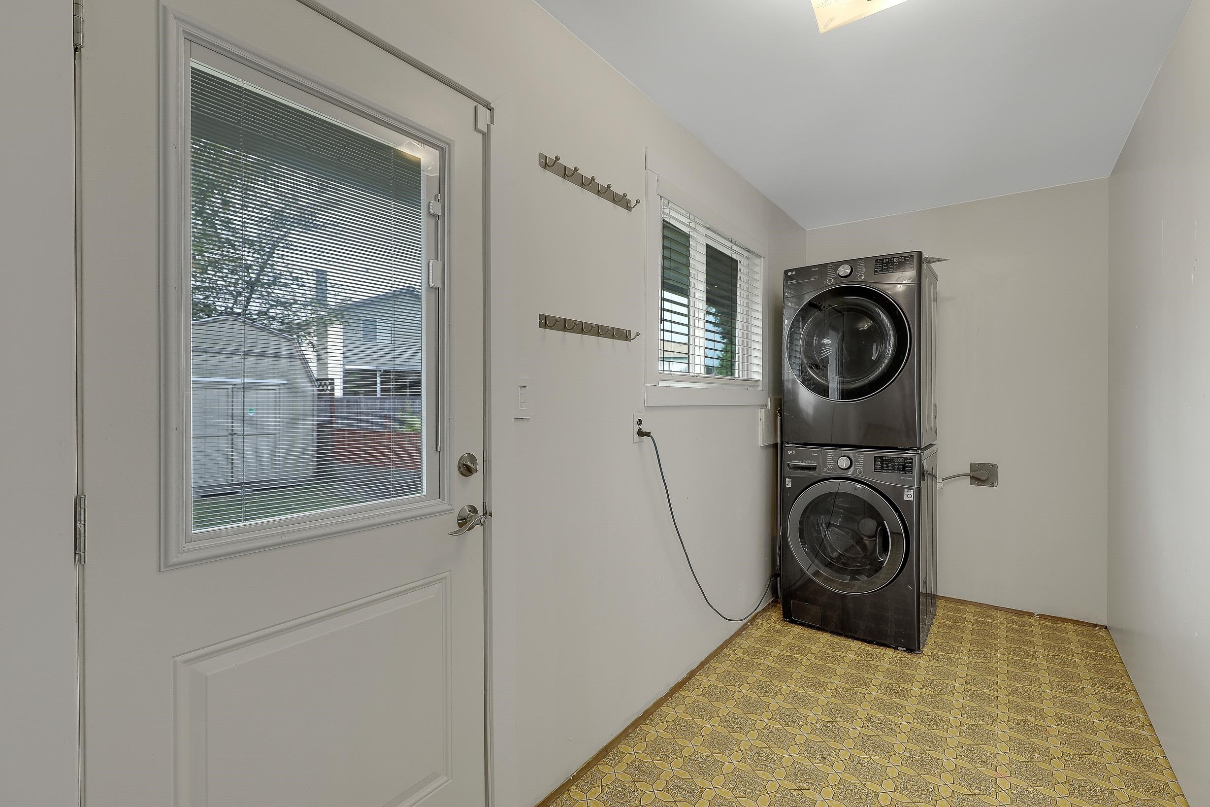 









9671


153a

Street,
Surrey,




BC
V3R 4J1

