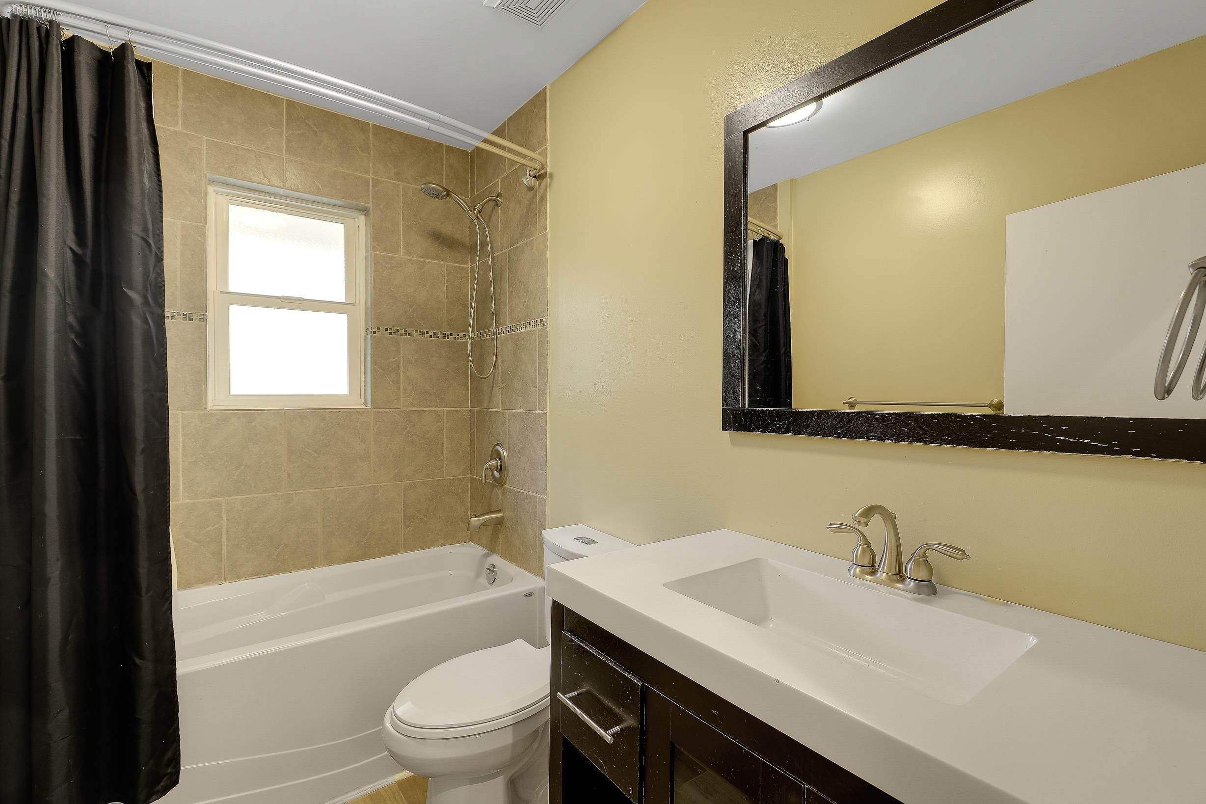 









9671


153a

Street,
Surrey,




BC
V3R 4J1

