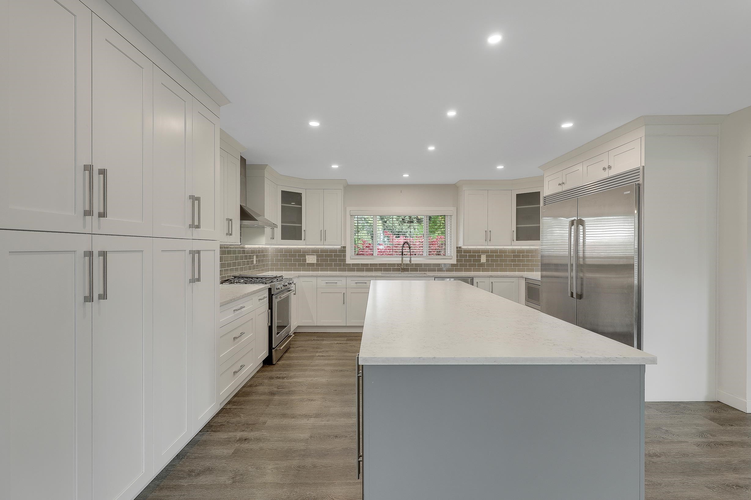 









9671


153a

Street,
Surrey,




BC
V3R 4J1

