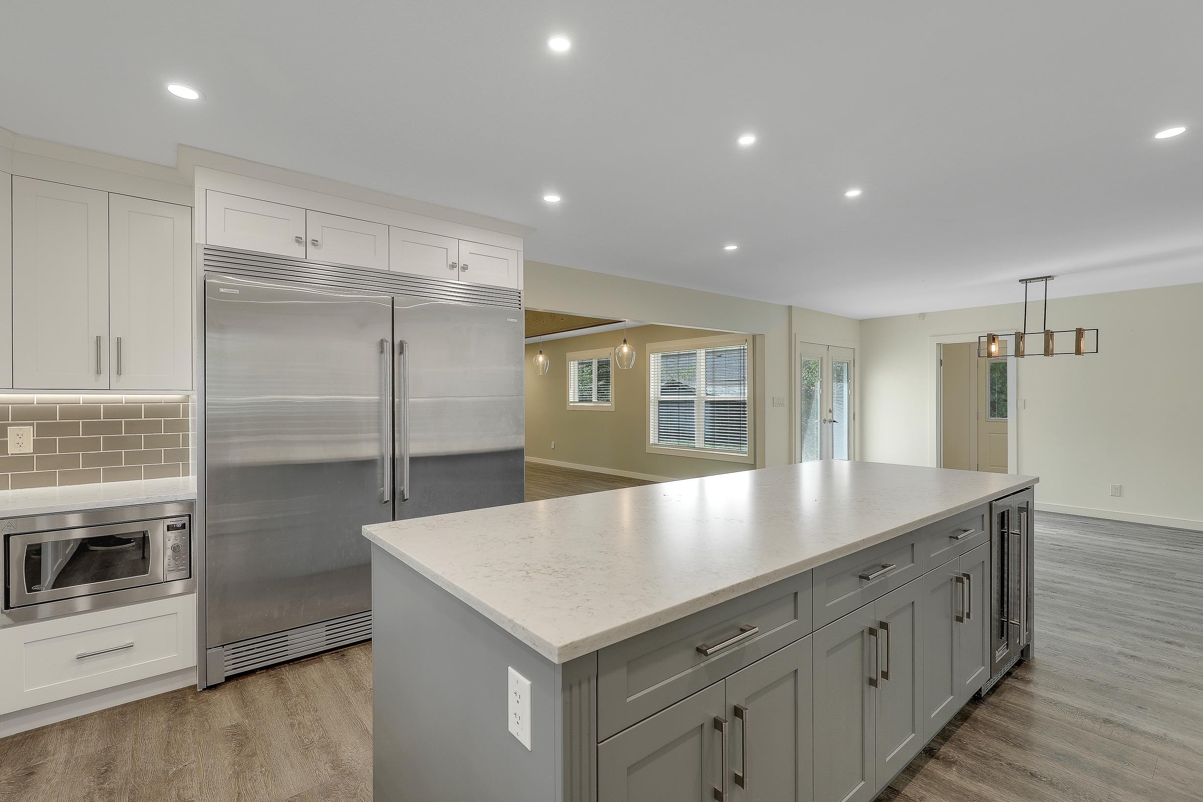 









9671


153a

Street,
Surrey,




BC
V3R 4J1

