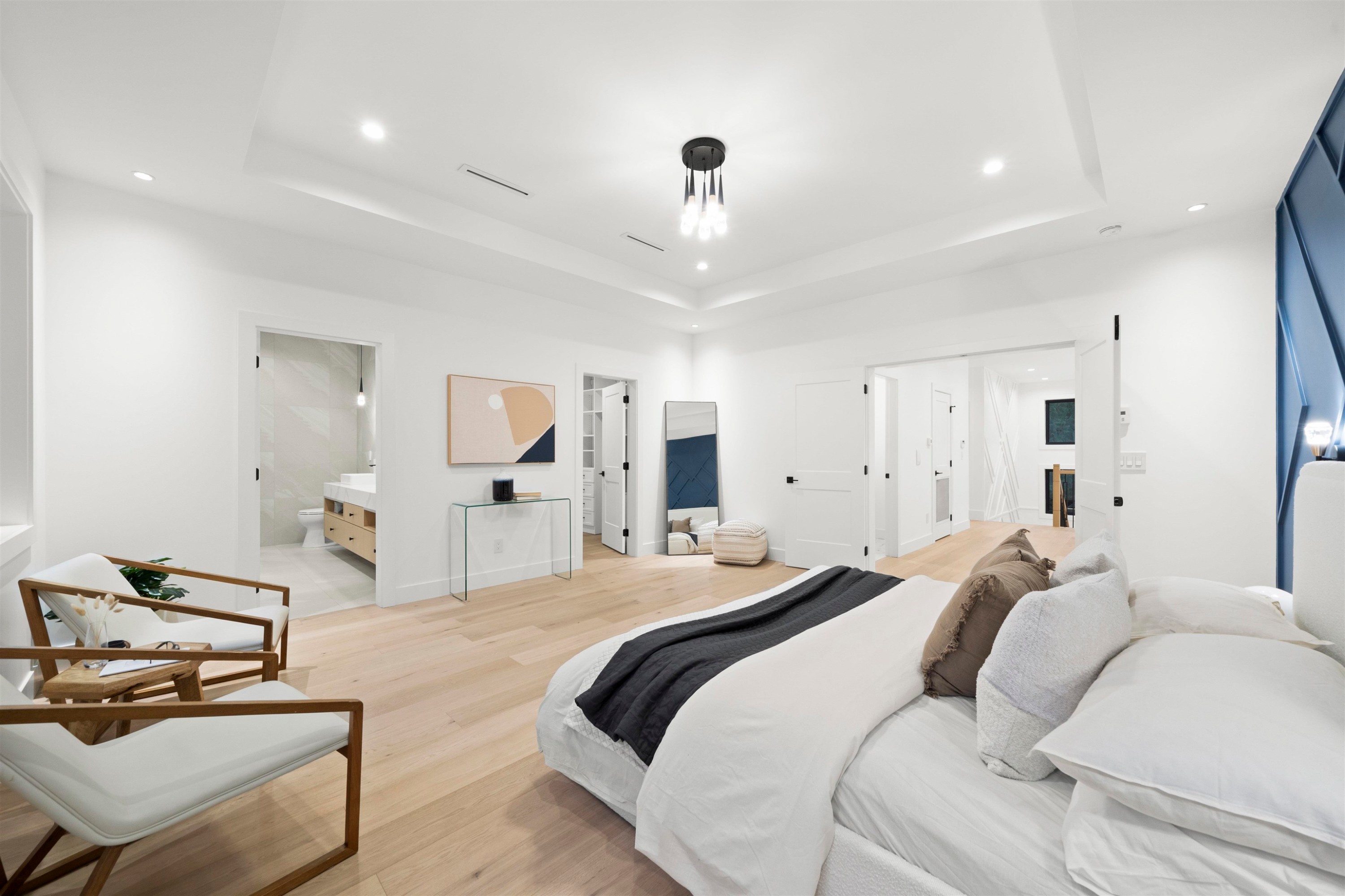 









15420


27a

Avenue,
Surrey,




BC
V4P 1E9

