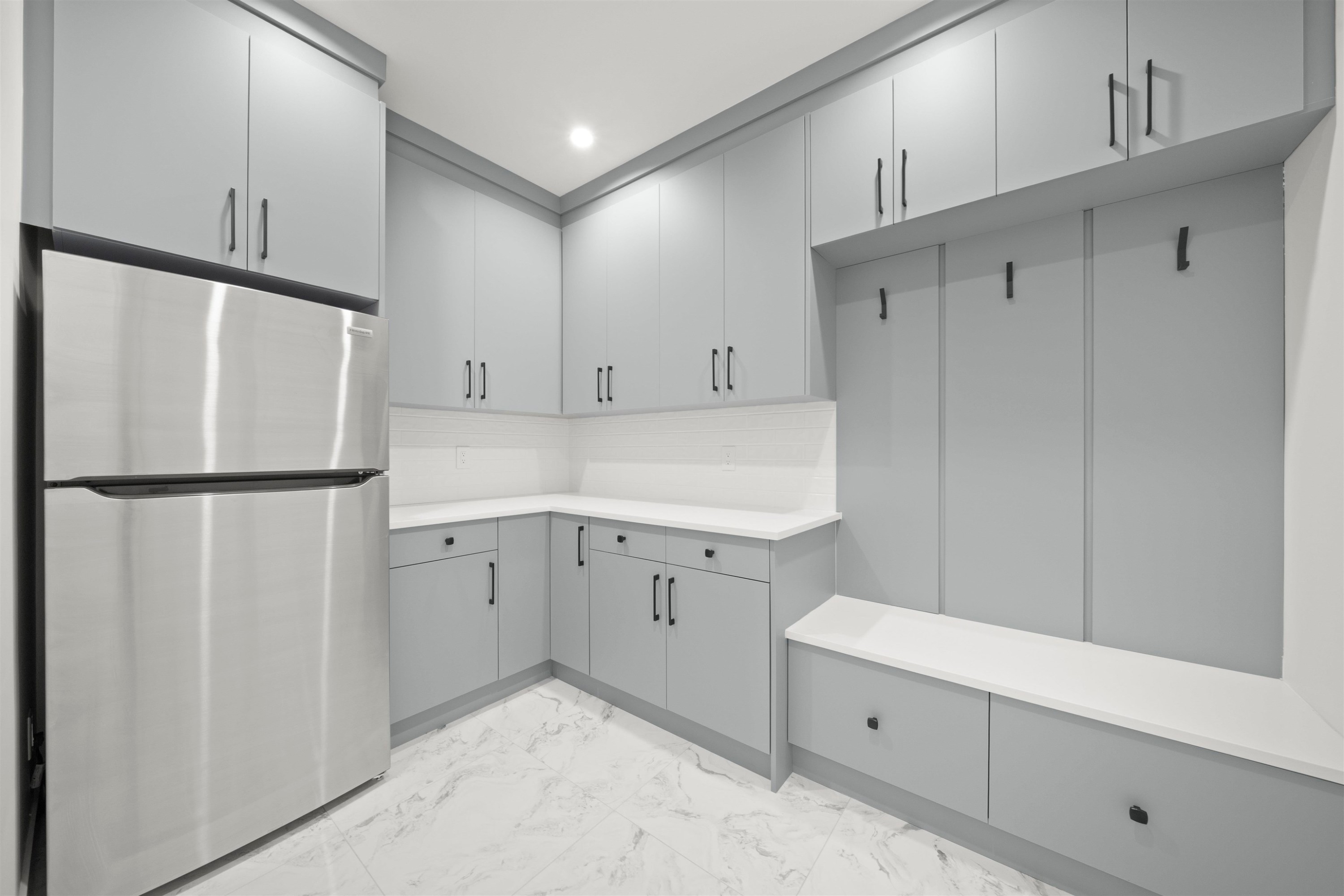 









15420


27a

Avenue,
Surrey,




BC
V4P 1E9

