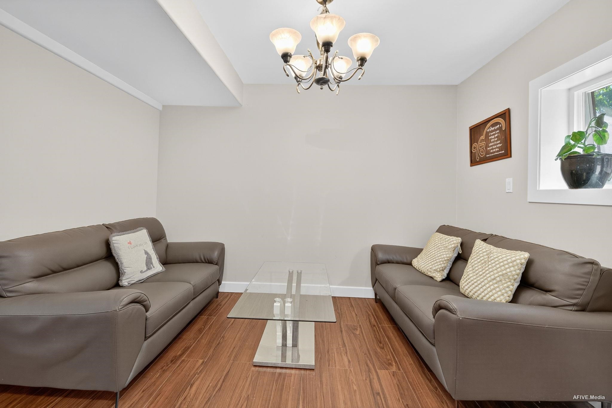 









3443


Shuswap

Terrace,
Abbotsford,




BC
V2T 4Z4

