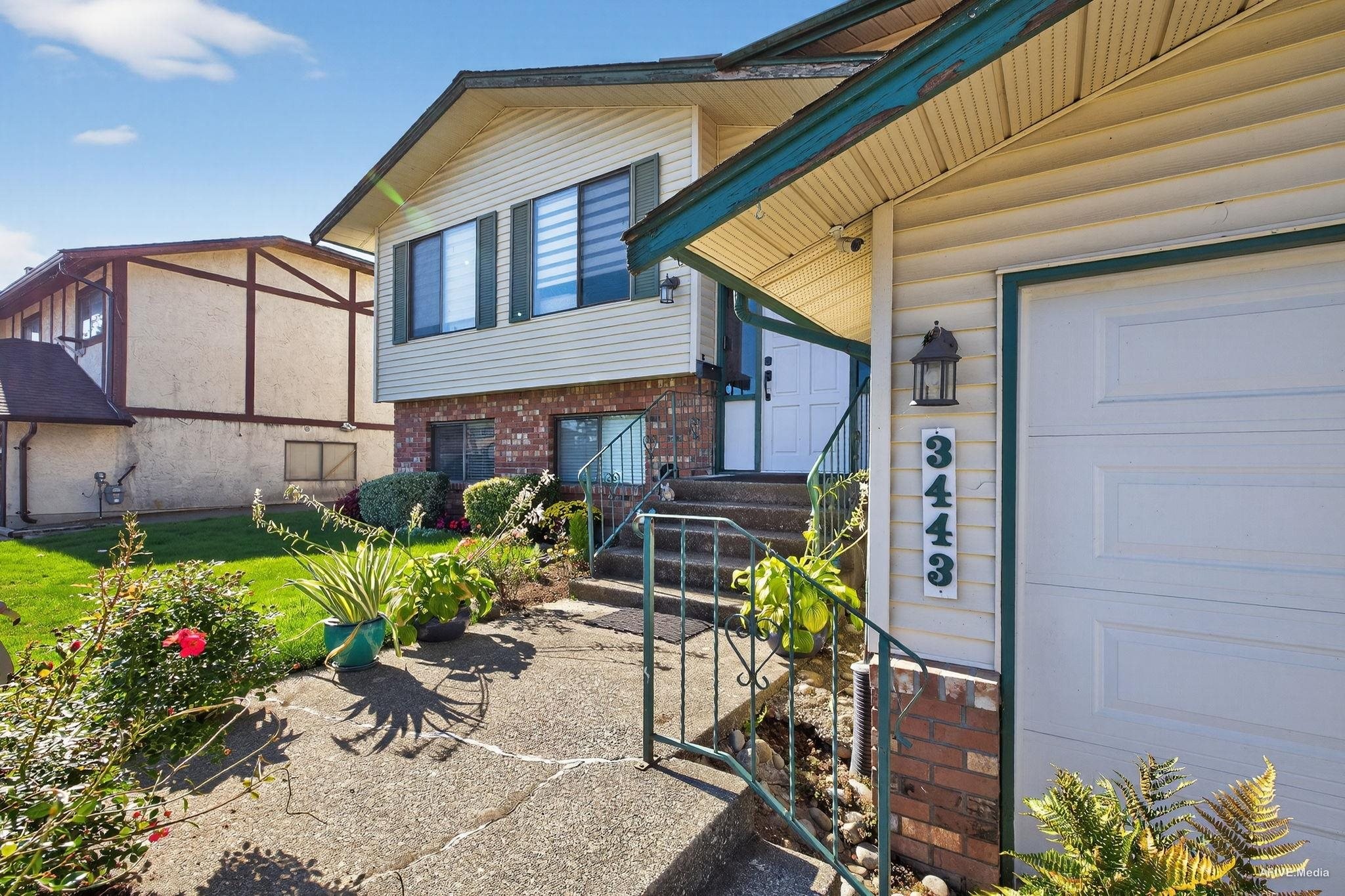 









3443


Shuswap

Terrace,
Abbotsford,




BC
V2T 4Z4

