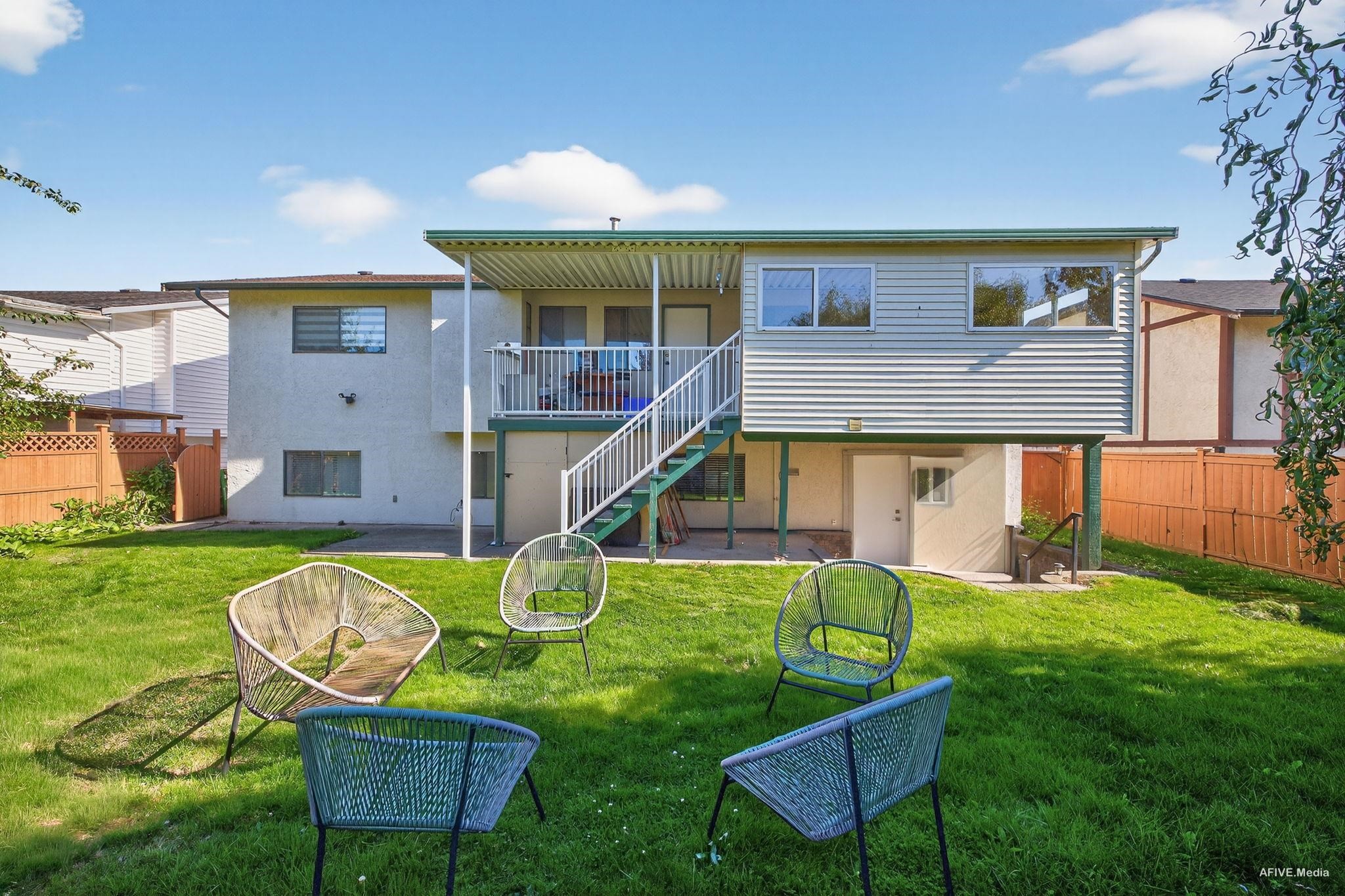 









3443


Shuswap

Terrace,
Abbotsford,




BC
V2T 4Z4

