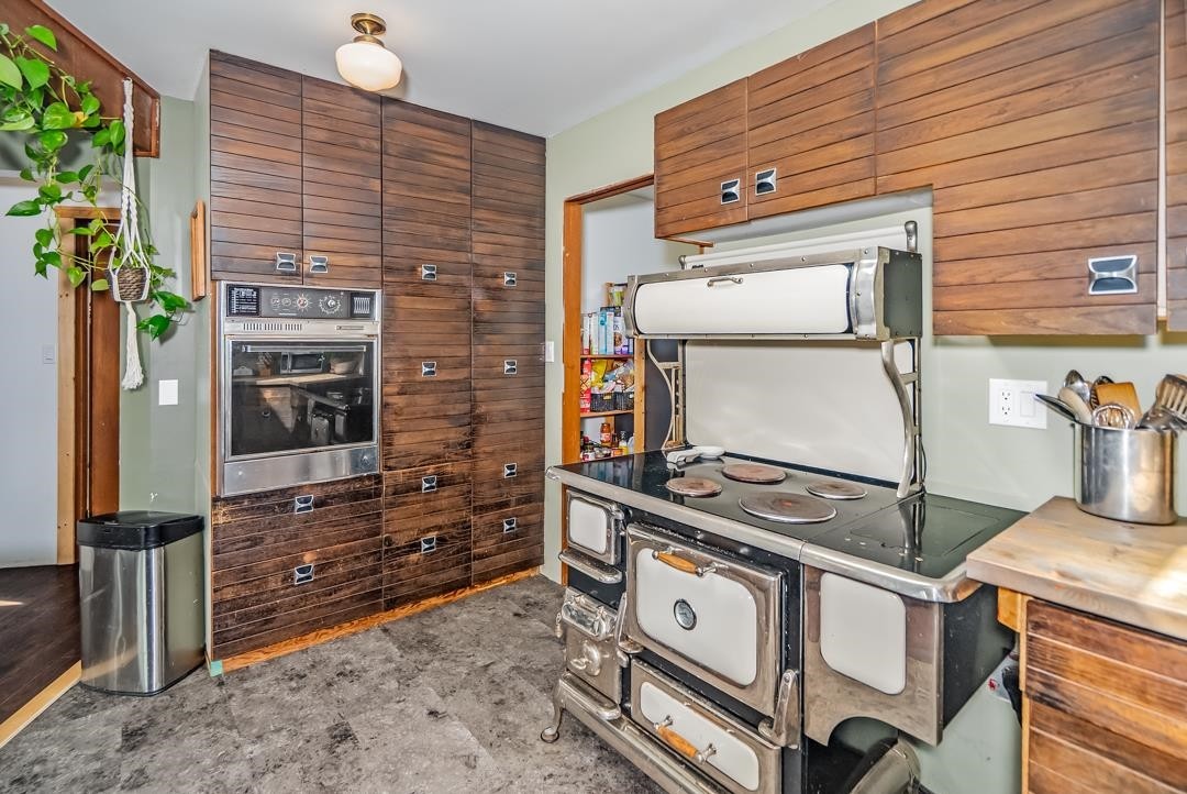 









26559


58

Avenue,
Langley,




BC
V4W 1V6

