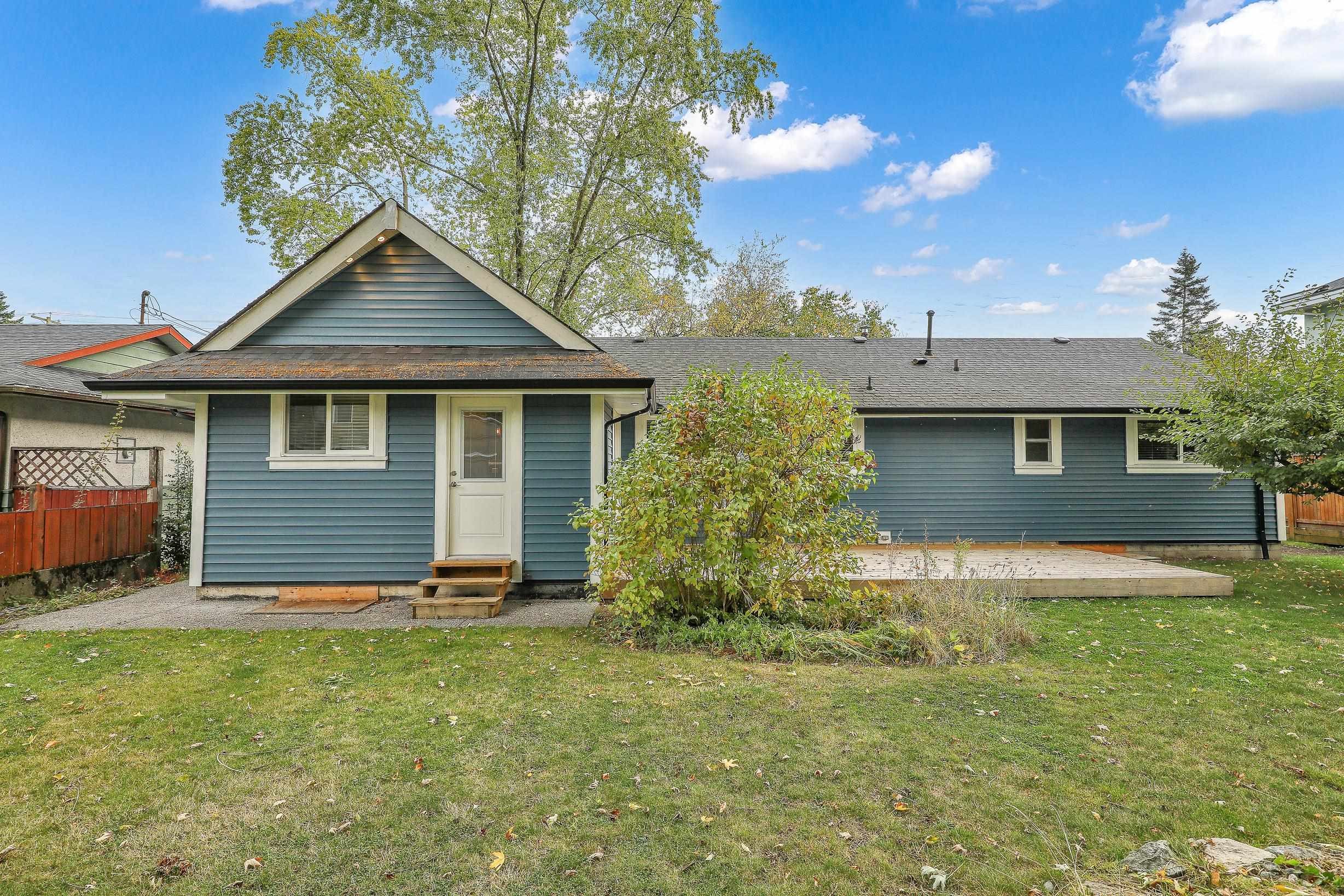 









8182


140b

Street,
Surrey,




BC
V3W 8X3

