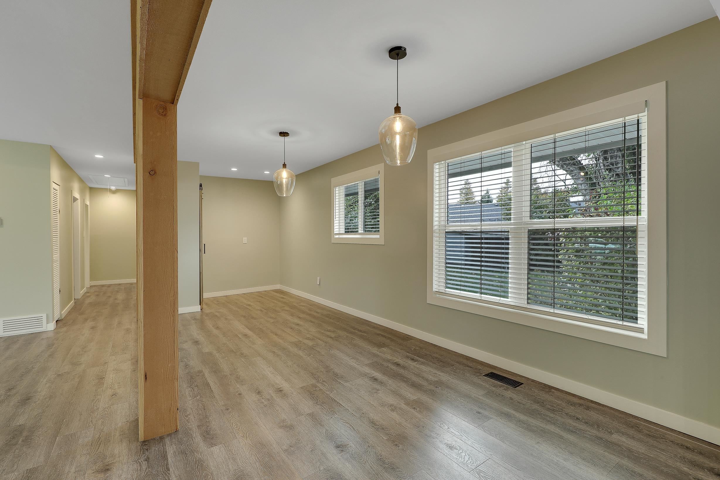 









8182


140b

Street,
Surrey,




BC
V3W 8X3

