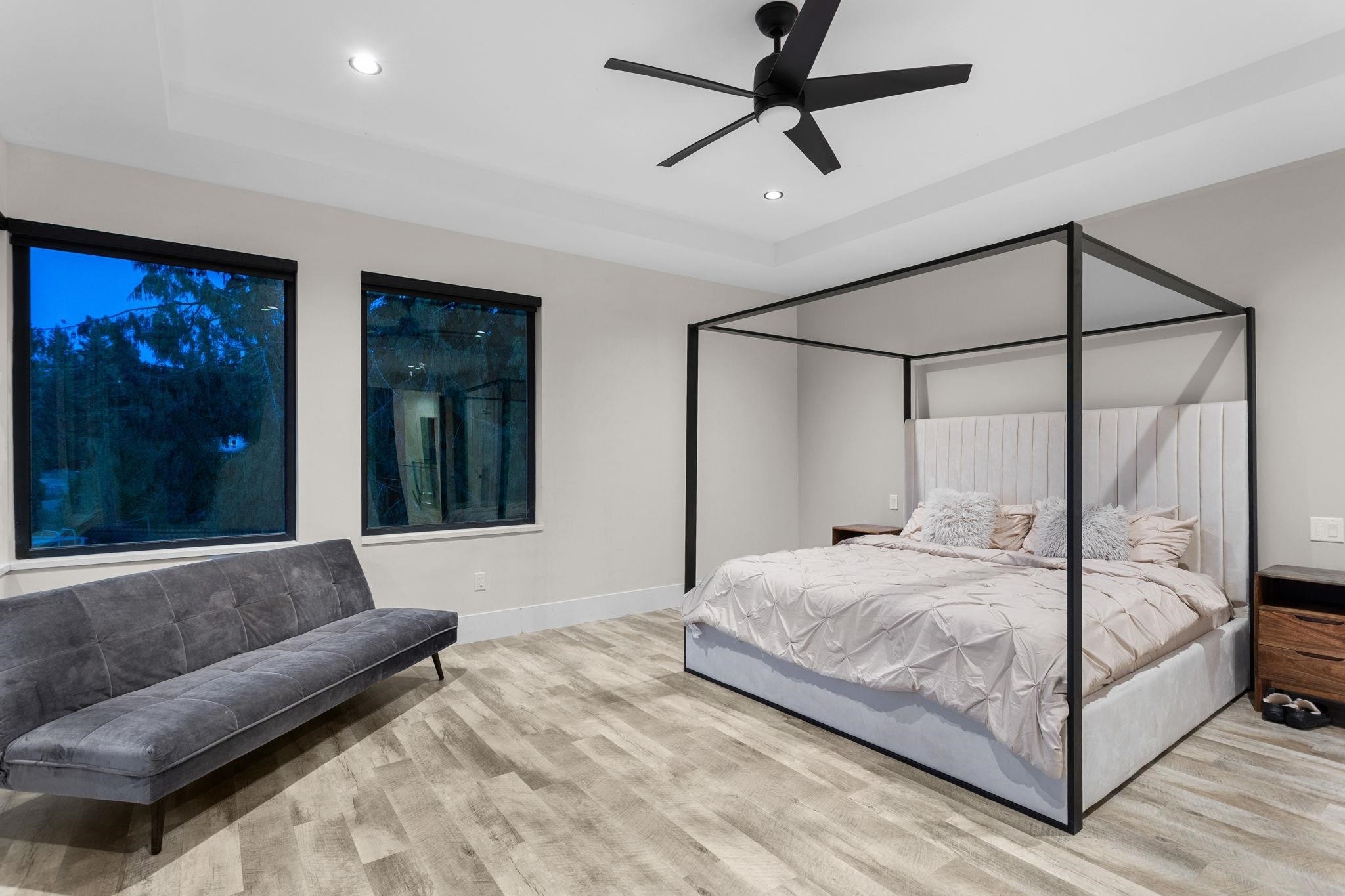 









205


210

Street,
Langley,




BC
V2Z 2G6

