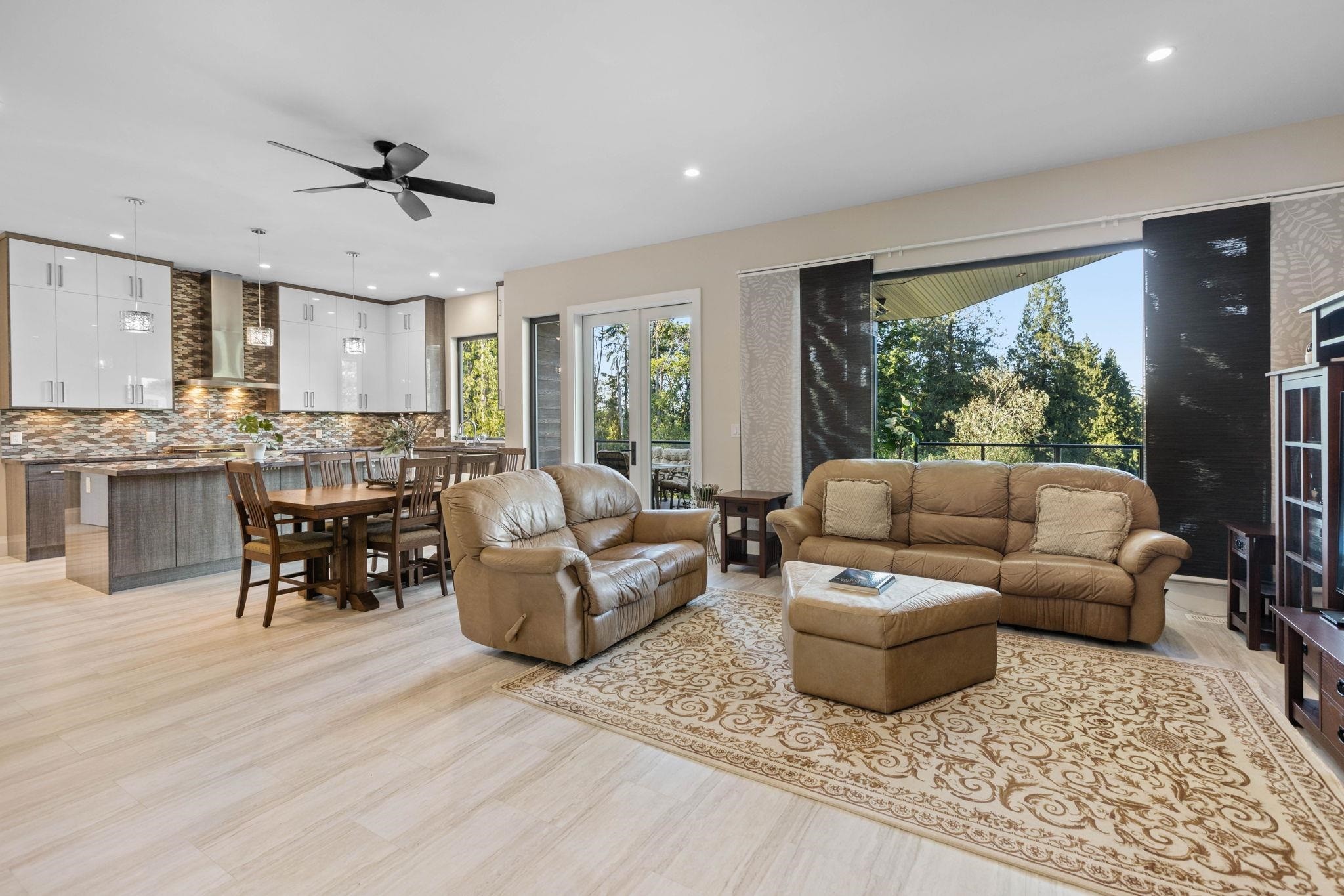 









205


210

Street,
Langley,




BC
V2Z 2G6

