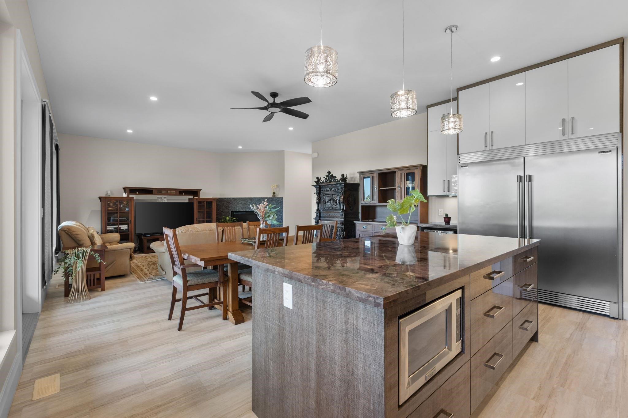 









205


210

Street,
Langley,




BC
V2Z 2G6

