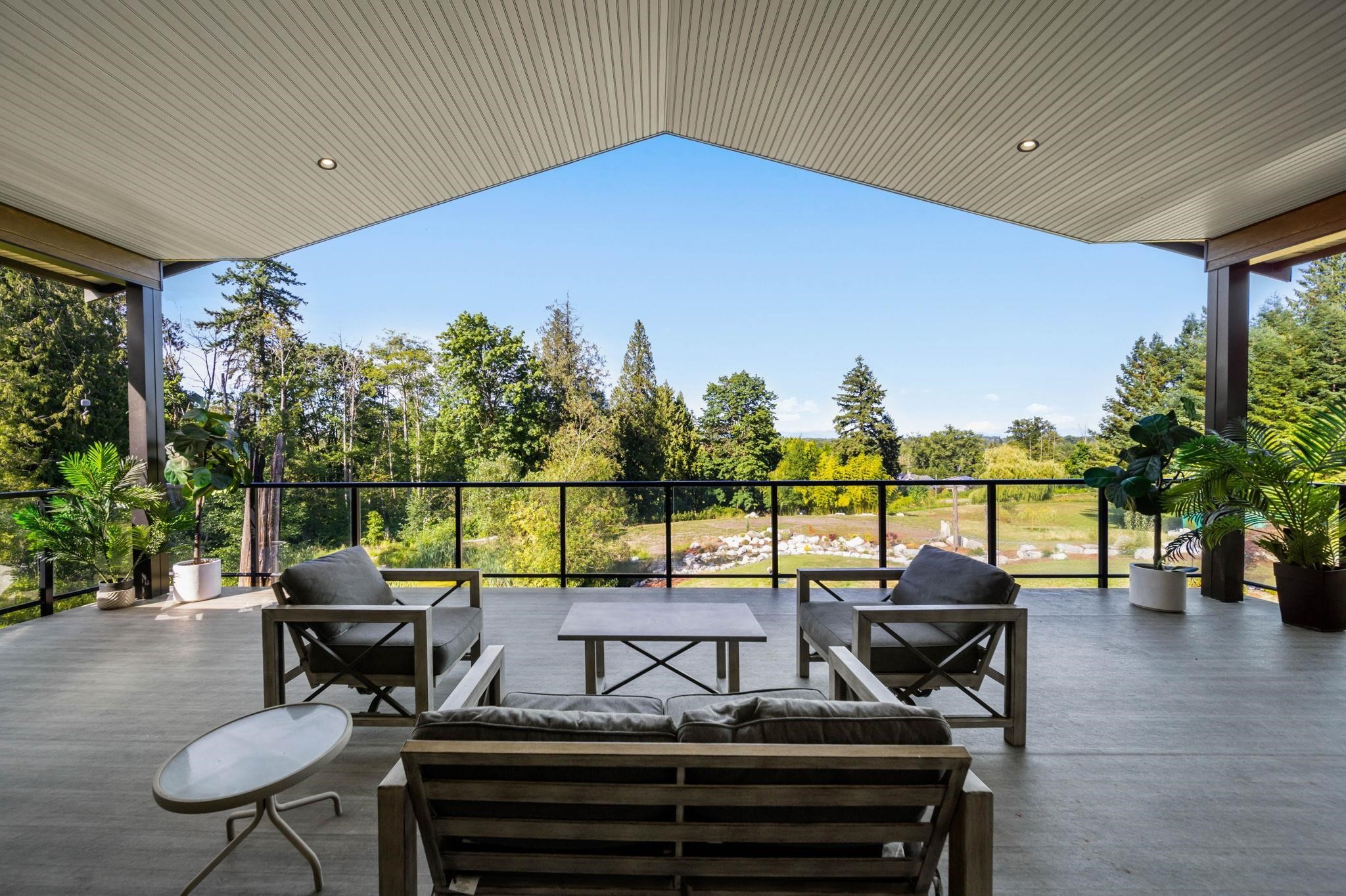 









205


210

Street,
Langley,




BC
V2Z 2G6

