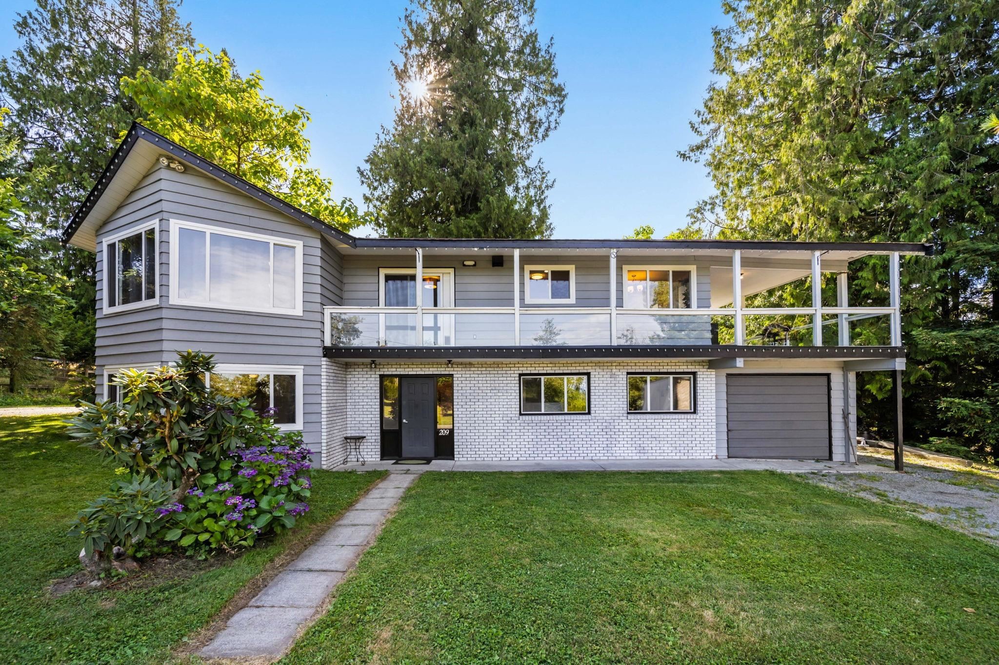 









205


210

Street,
Langley,




BC
V2Z 2G6

