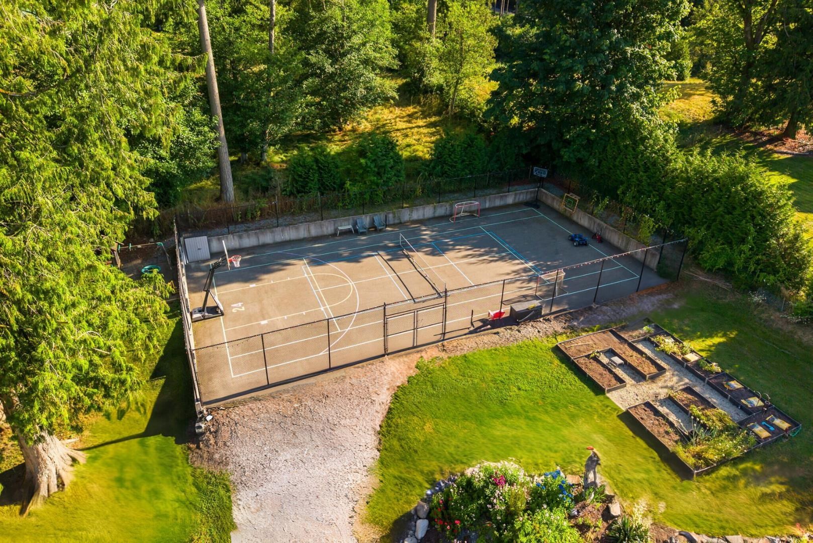 









205


210

Street,
Langley,




BC
V2Z 2G6

