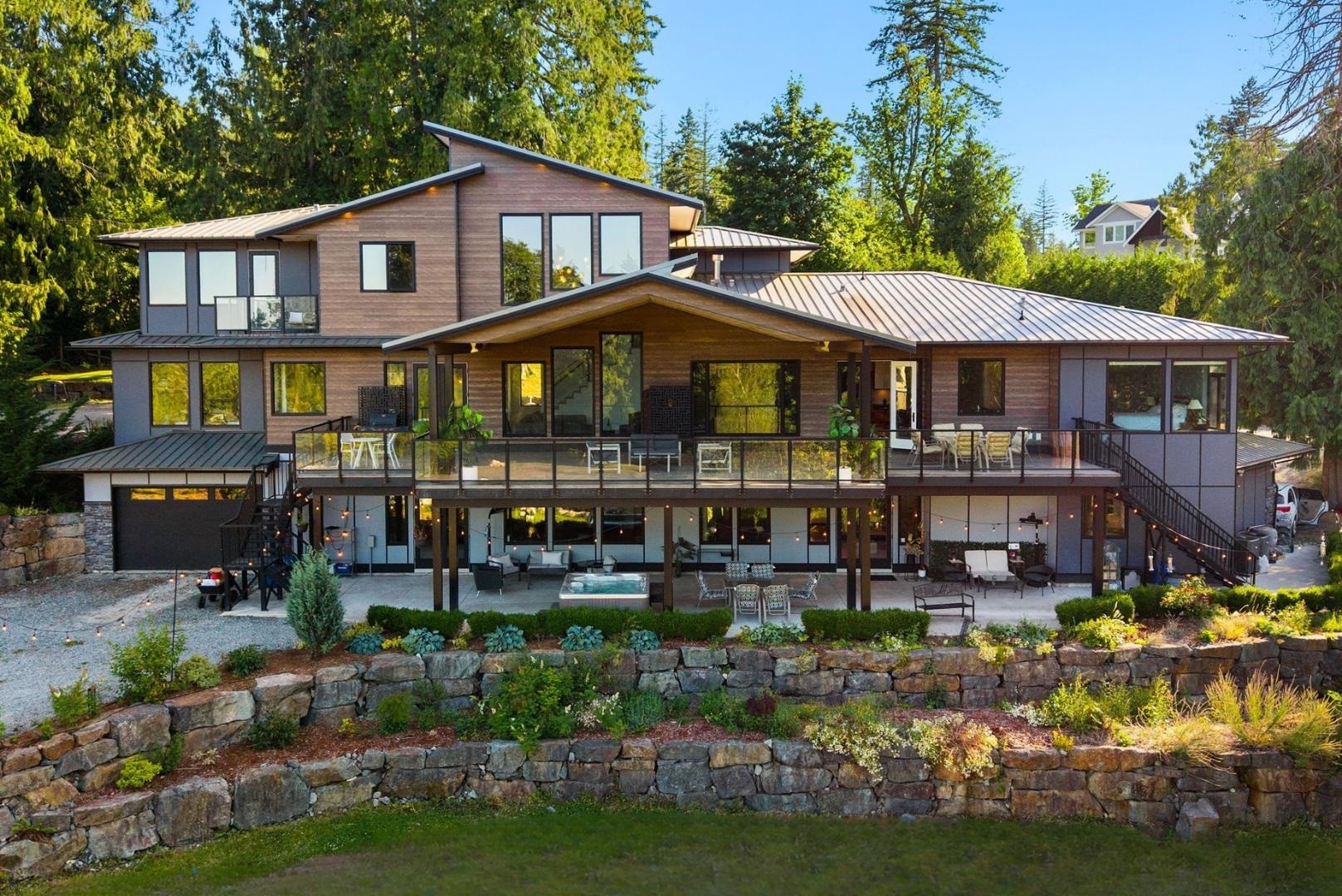 









205


210

Street,
Langley,




BC
V2Z 2G6

