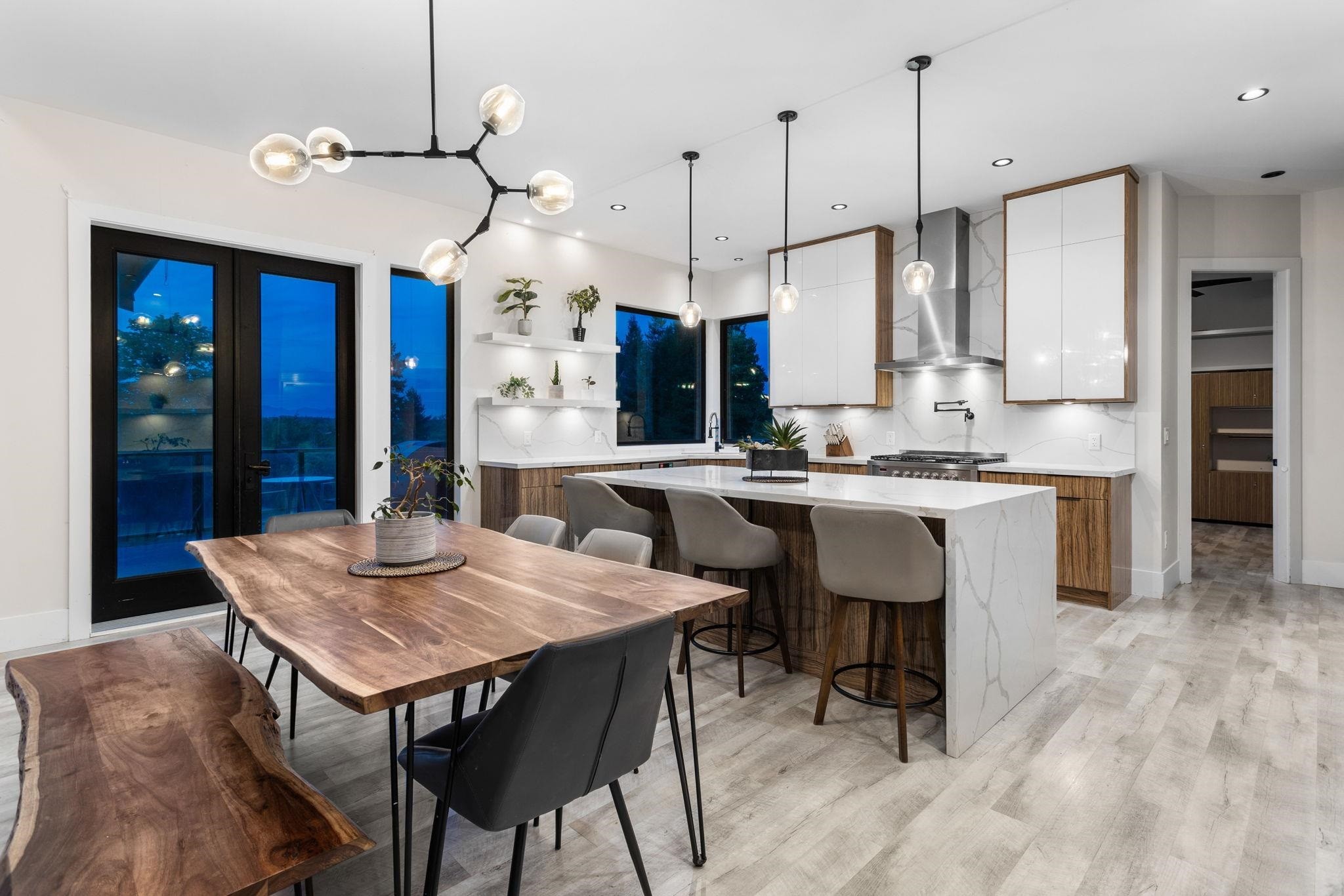 









205


210

Street,
Langley,




BC
V2Z 2G6

