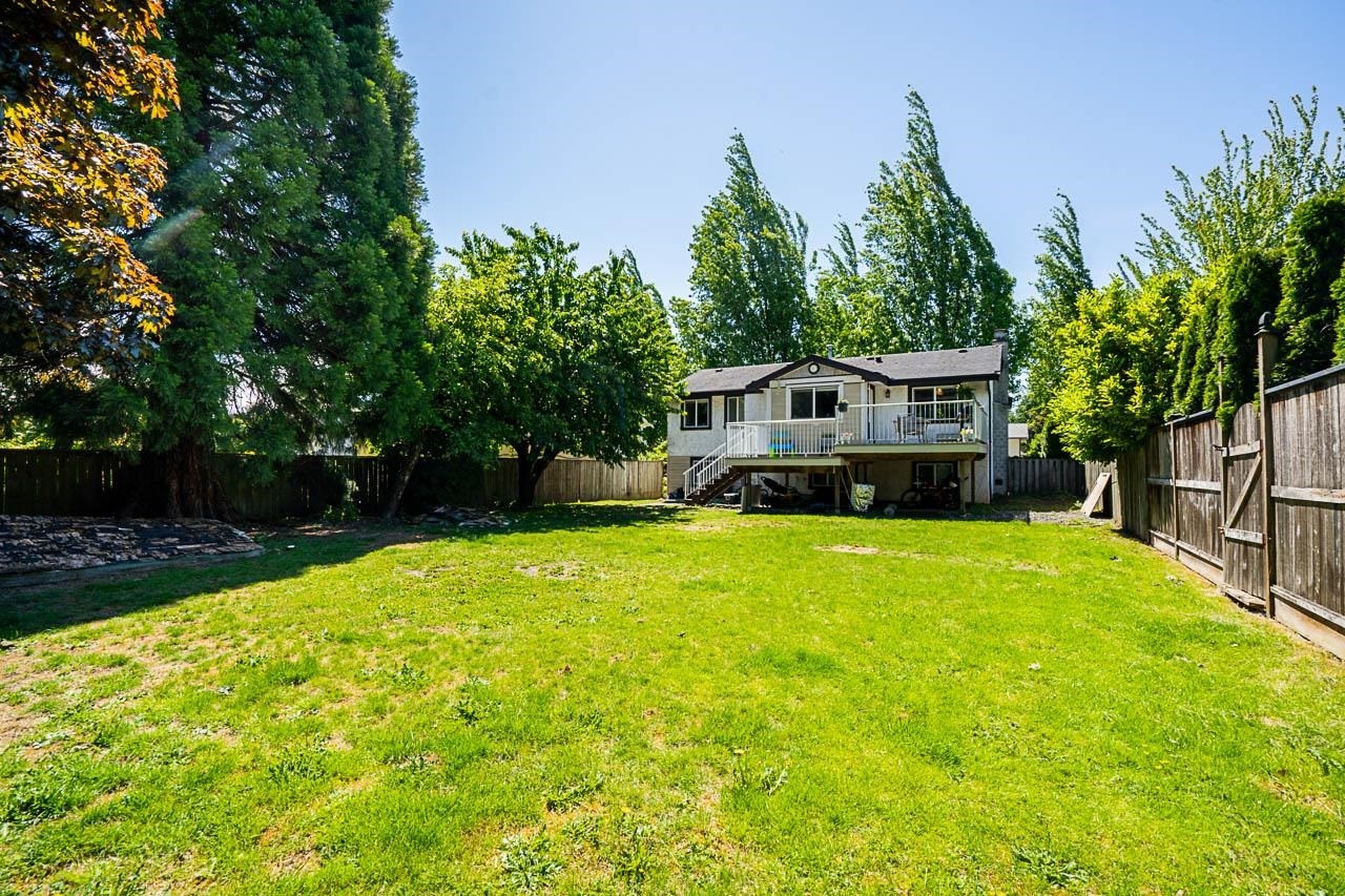 









17223


61b

Avenue,
Surrey,




BC
V3S 5M7

