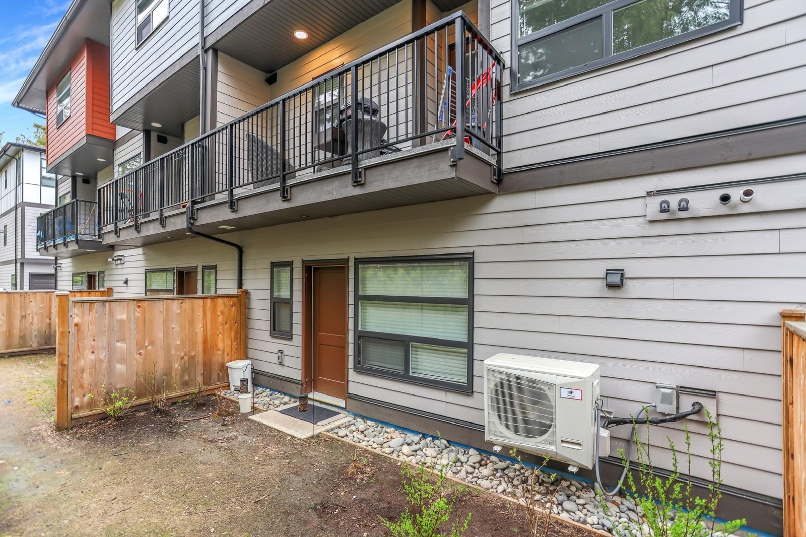 









32970


Tunbridge

Avenue, 2,
Mission,




BC
V2V 0J9

