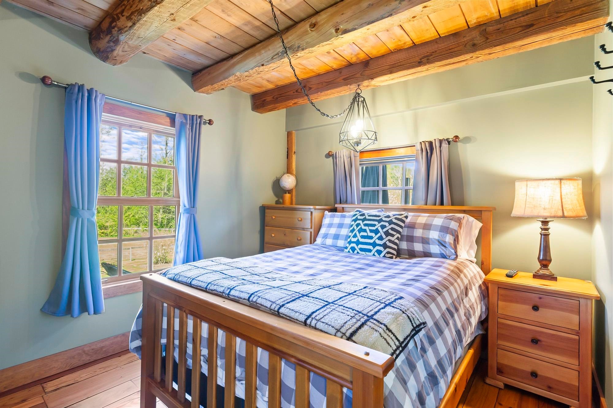 









34055


Ferndale

Avenue,
Mission,




BC
V2V 7G2

