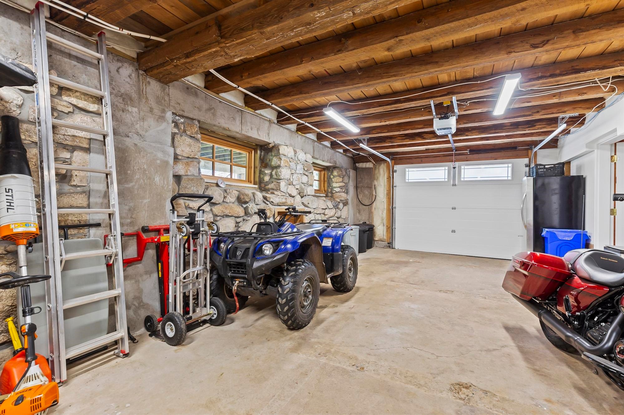 









34055


Ferndale

Avenue,
Mission,




BC
V2V 7G2

