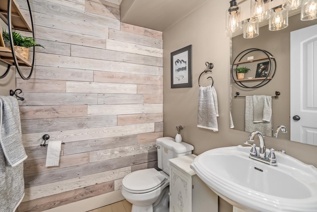 









5660


Riverside

Street,
Abbotsford,




BC
V4X 1T4

