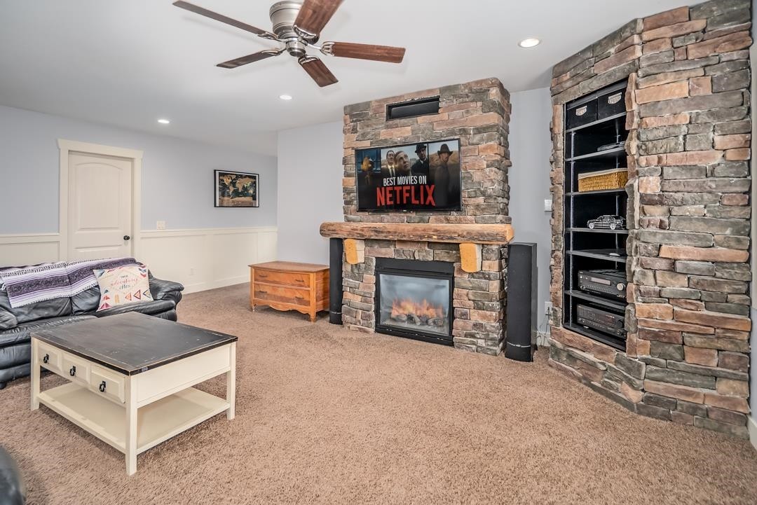 









5660


Riverside

Street,
Abbotsford,




BC
V4X 1T4

