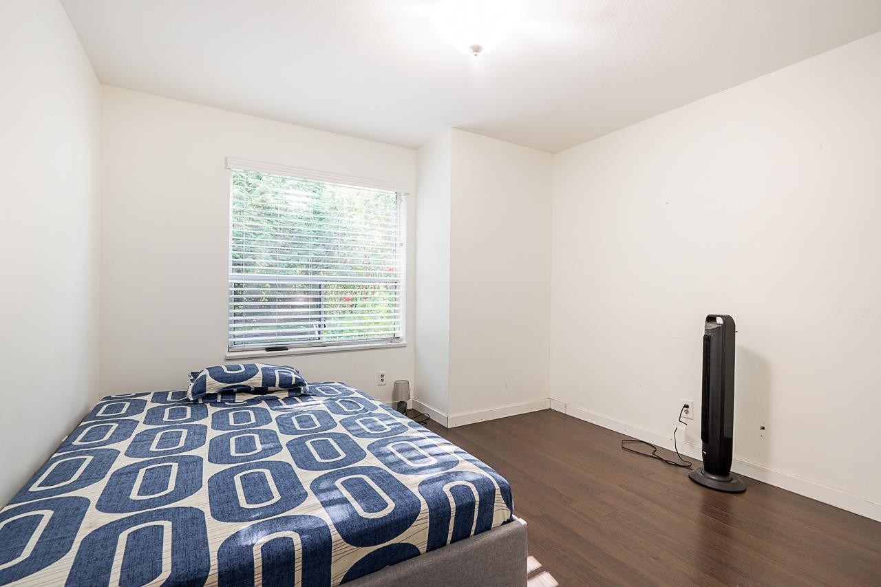 









6841


138

Street, 121,
Surrey,




BC
V3W 0A7

