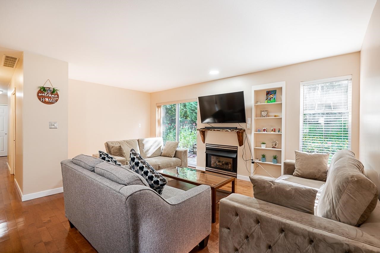 









6841


138

Street, 121,
Surrey,




BC
V3W 0A7

