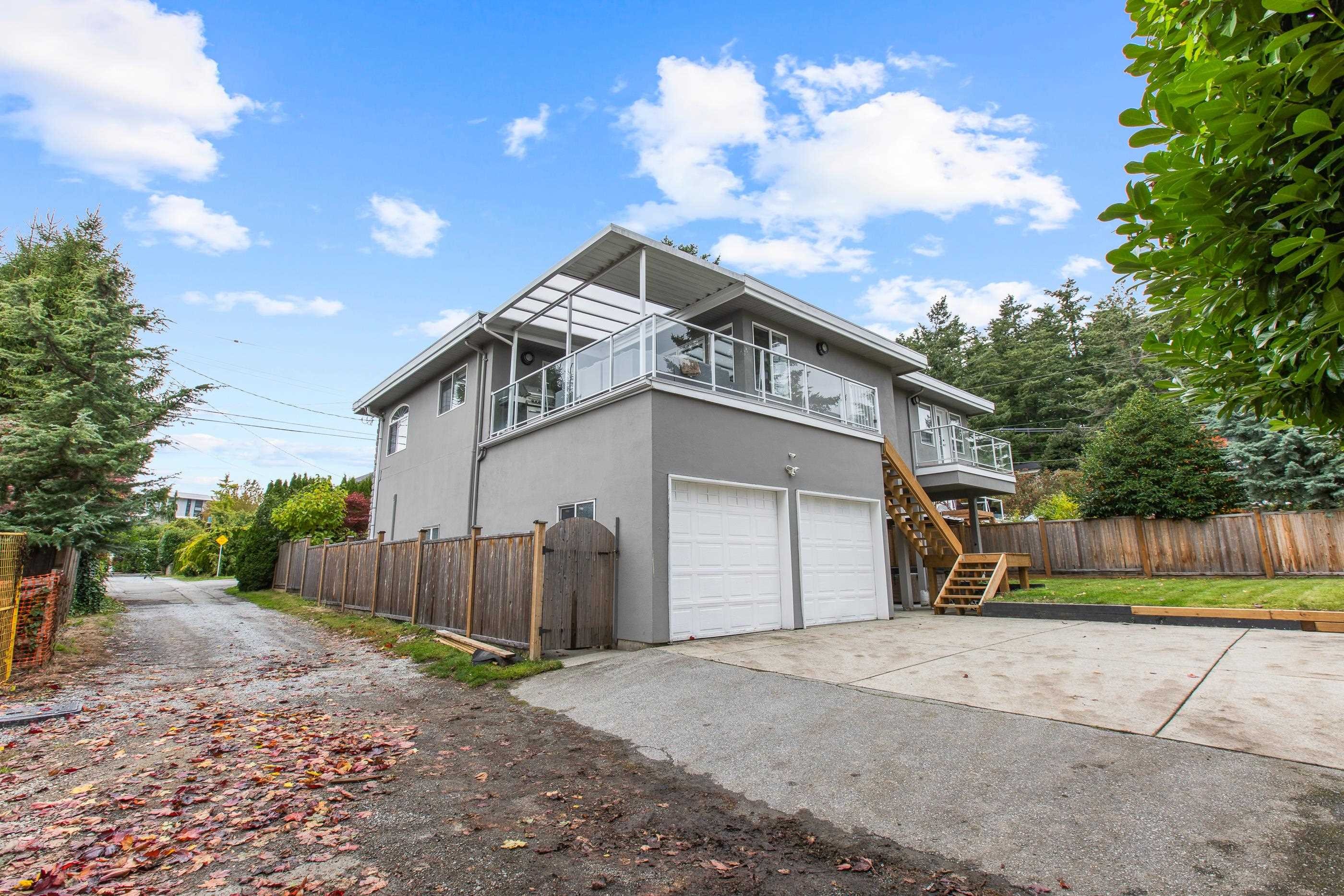 









1170


Dolphin

Street,
White Rock,




BC
V4B 4G8

