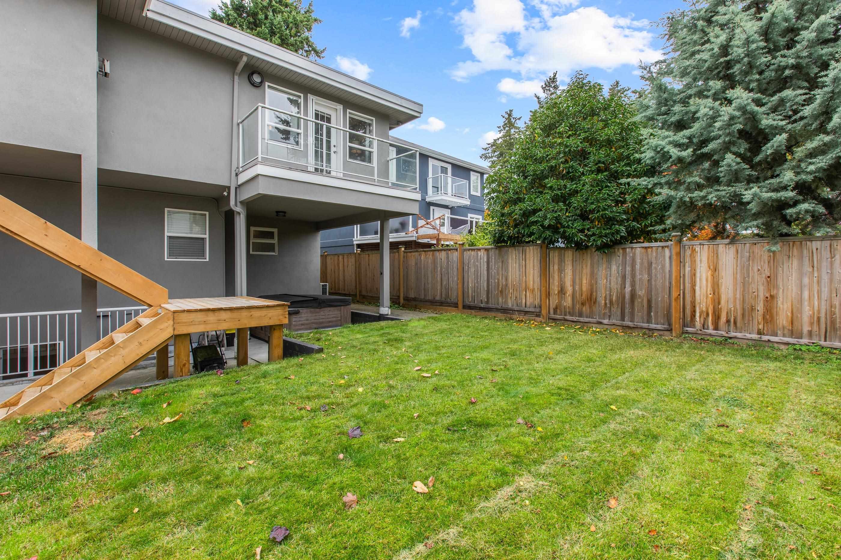 









1170


Dolphin

Street,
White Rock,




BC
V4B 4G8


