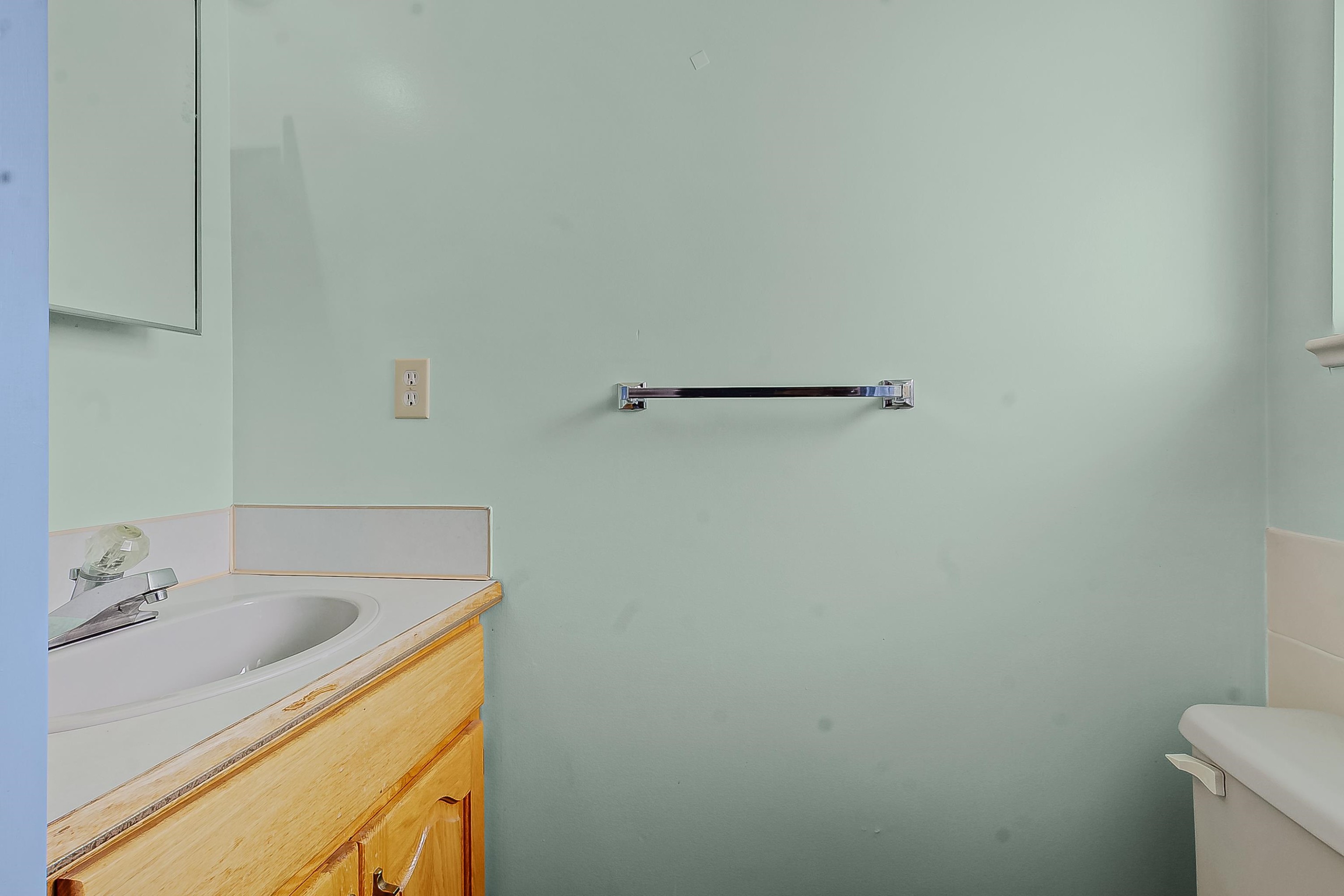 









12441


71a

Avenue,
Surrey,




BC
V3W 0P7

