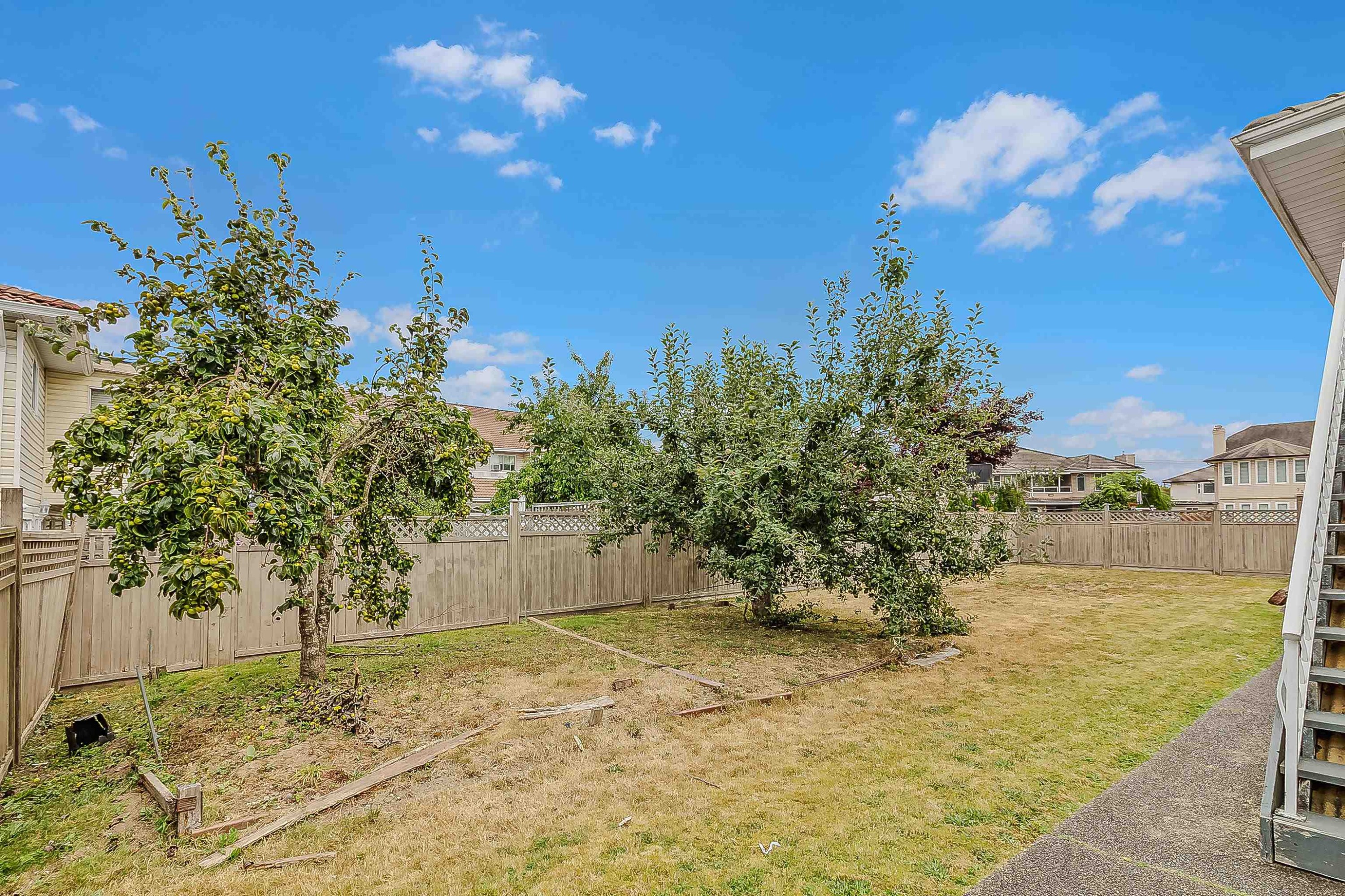 









12441


71a

Avenue,
Surrey,




BC
V3W 0P7

