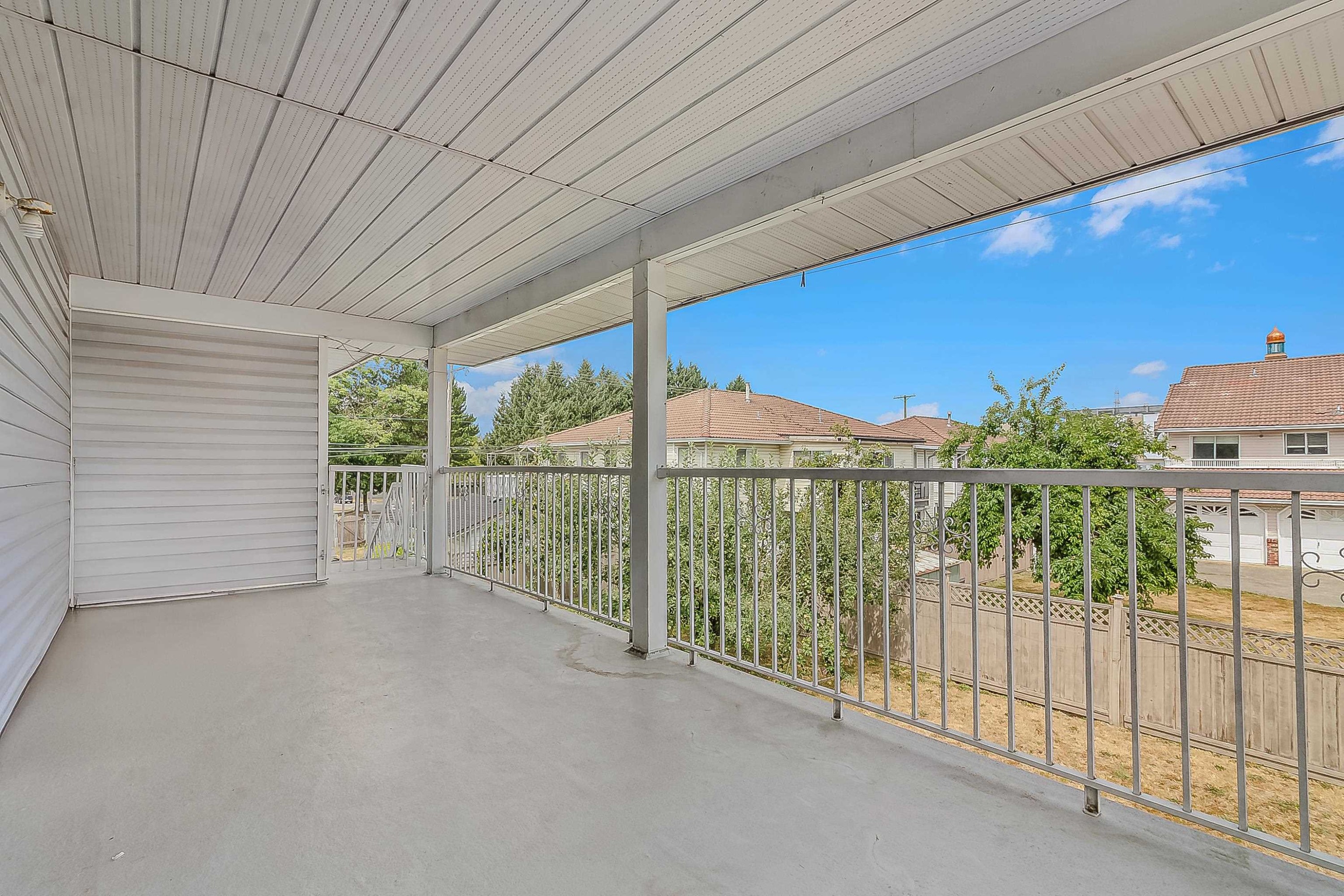 









12441


71a

Avenue,
Surrey,




BC
V3W 0P7

