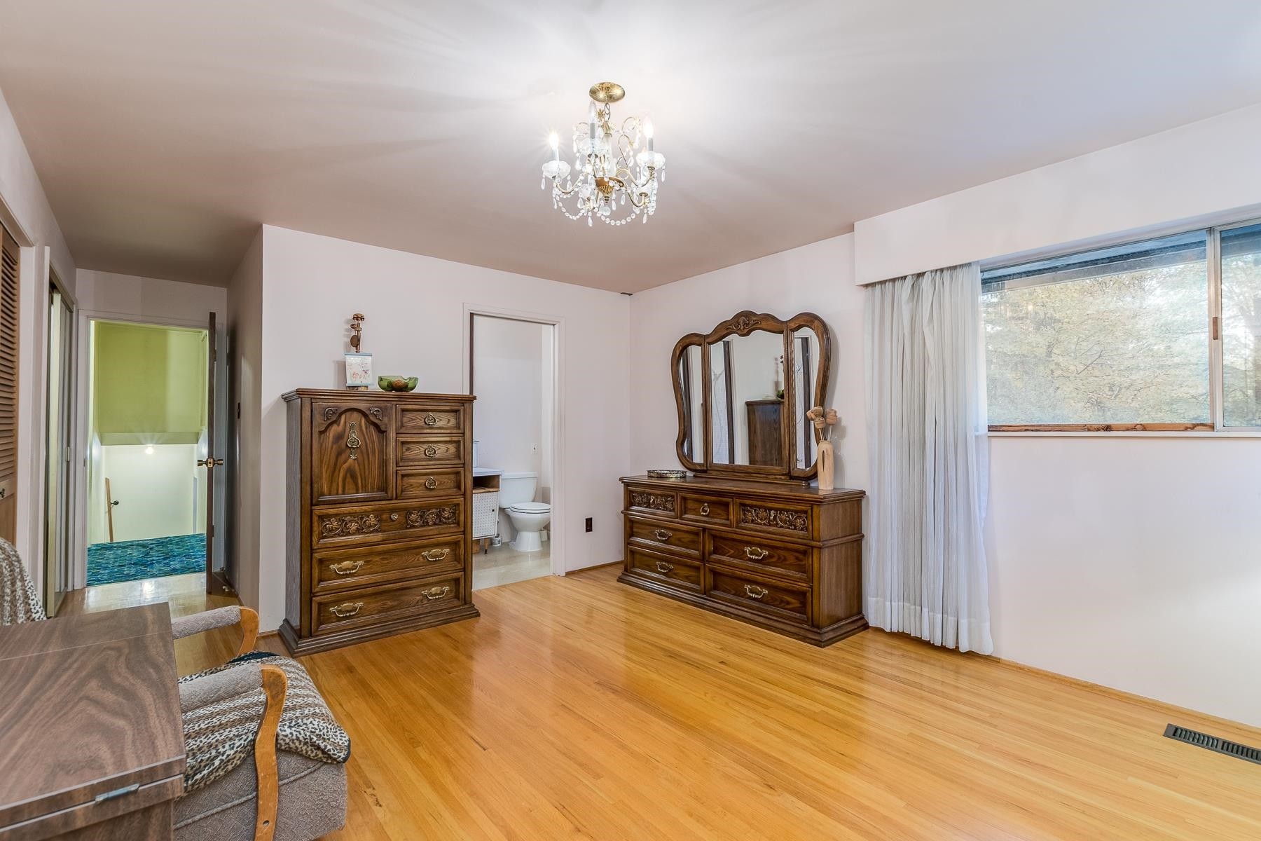 









14457


110

Avenue,
Surrey,




BC
V3R 2A4

