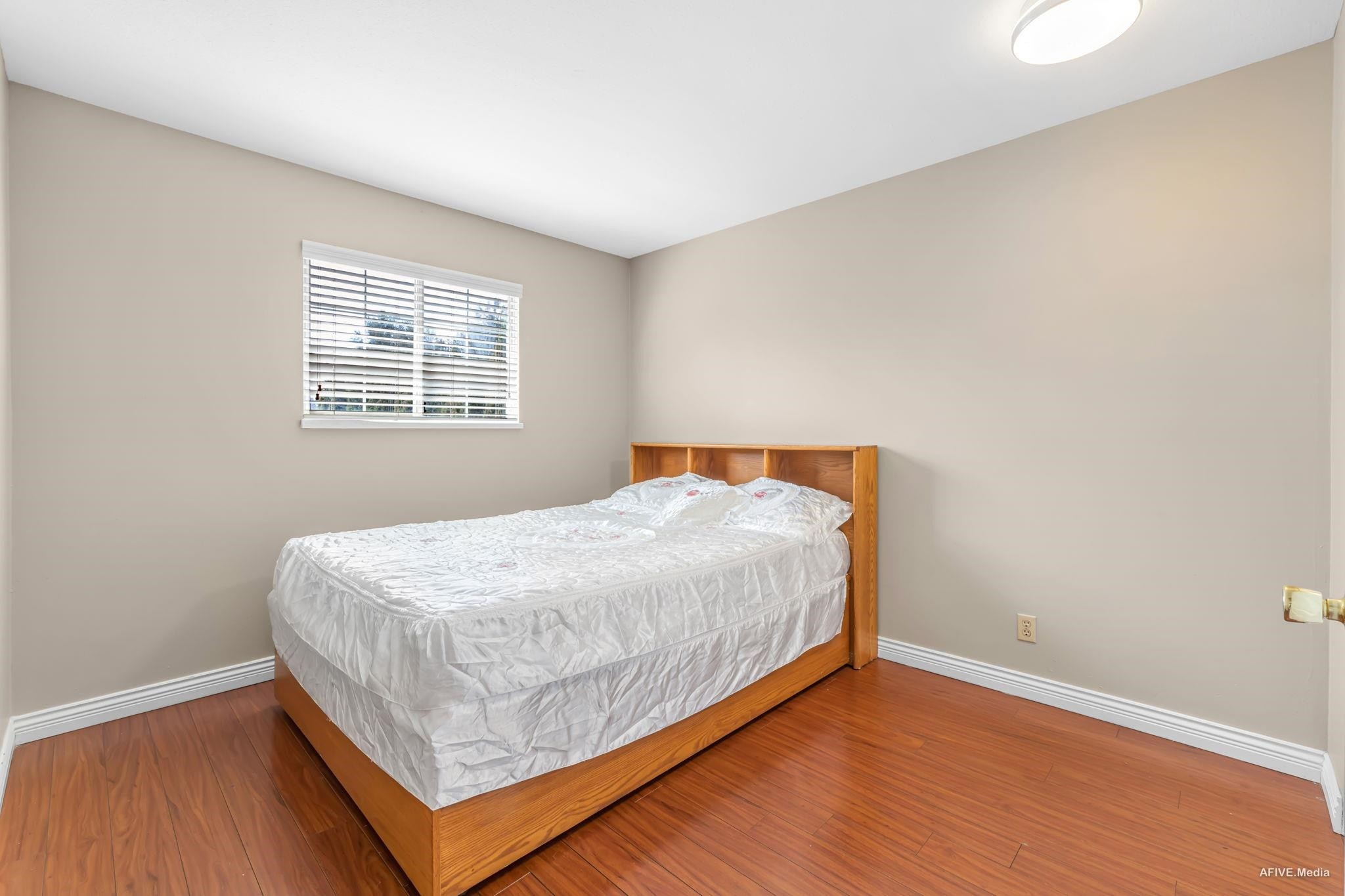 









9087


144

Street,
Surrey,




BC
V3V 5Z8

