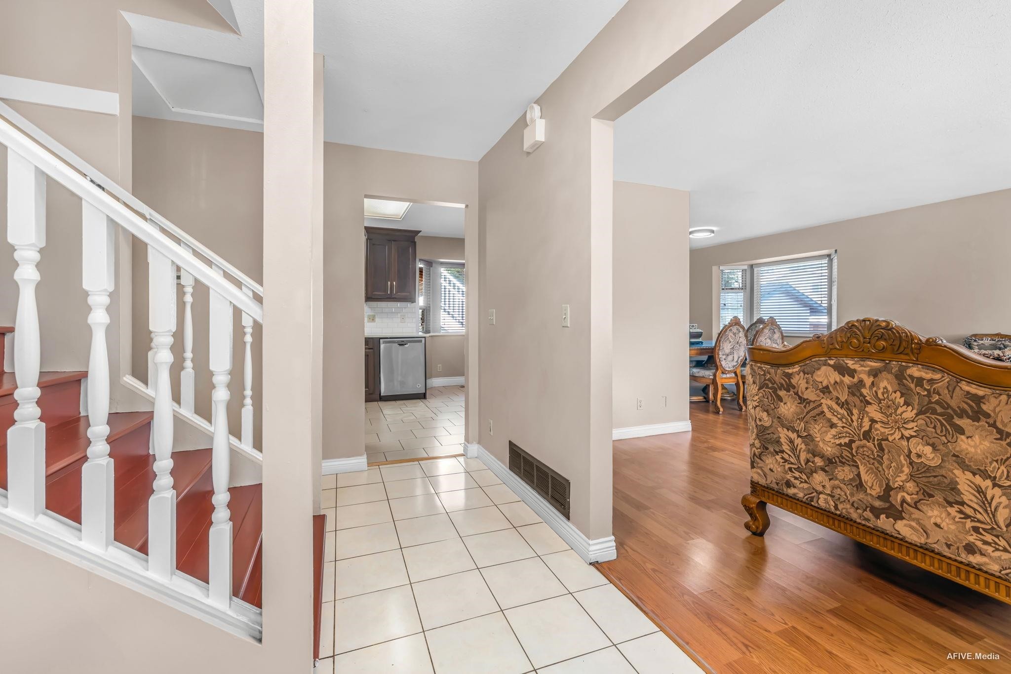 









9087


144

Street,
Surrey,




BC
V3V 5Z8

