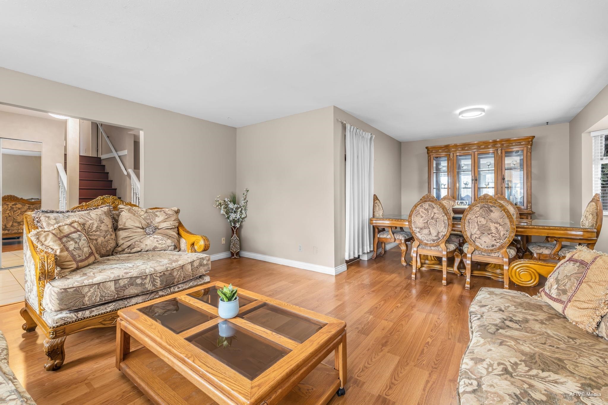 









9087


144

Street,
Surrey,




BC
V3V 5Z8

