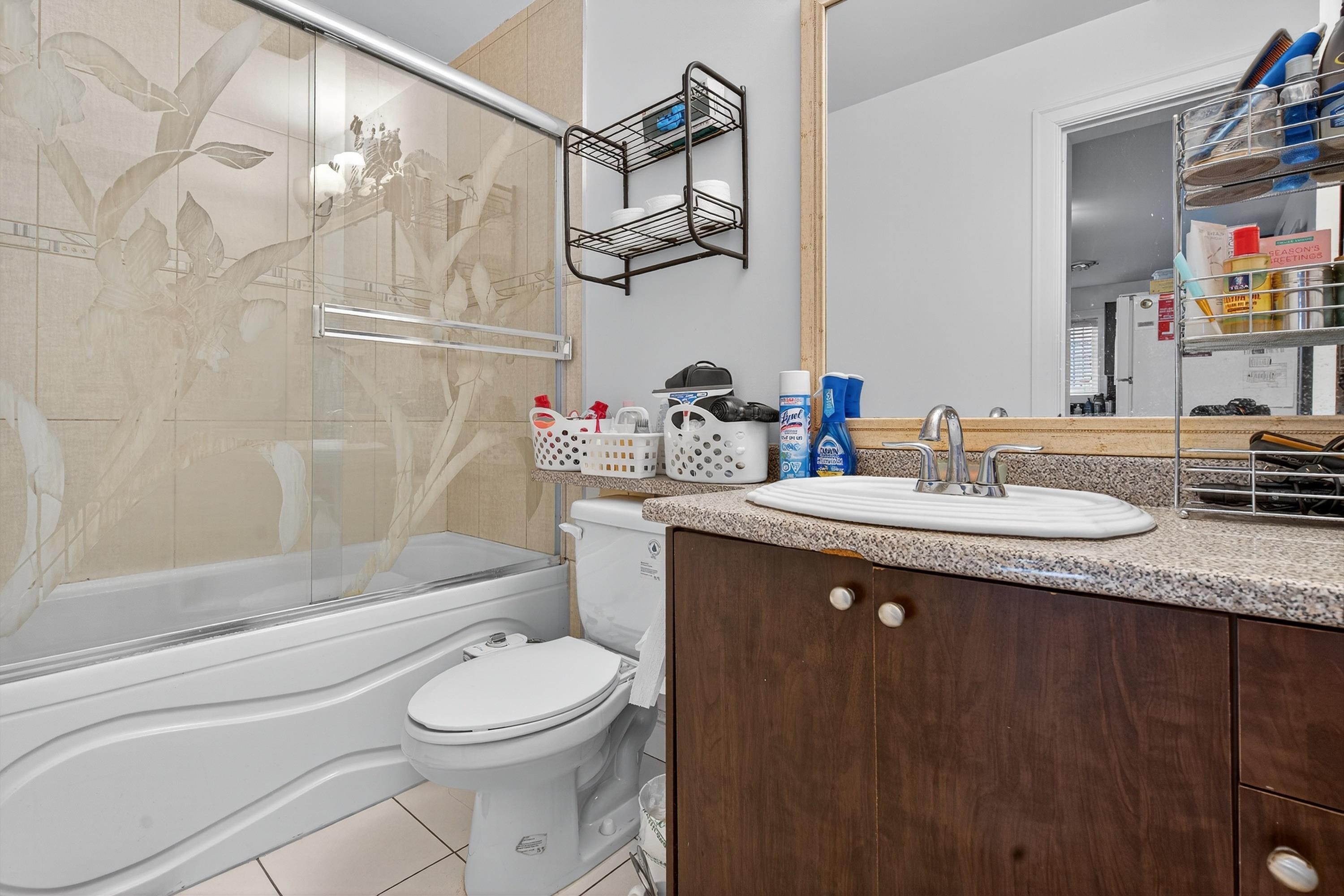 









13255


62

Avenue,
Surrey,




BC
V3X 2H7

